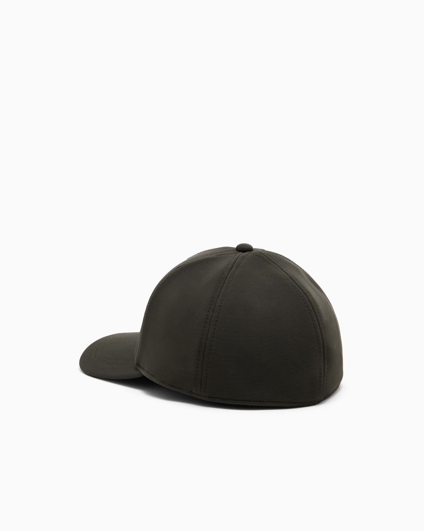 Cap with visor and logo