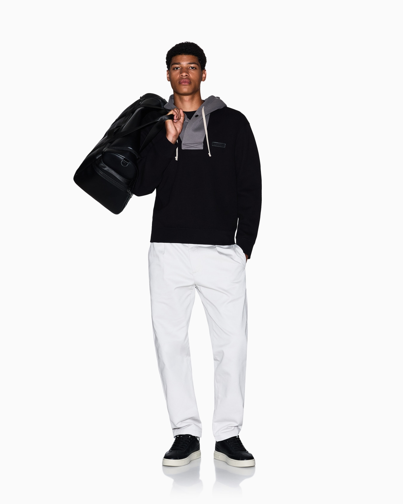 CONTRASTING TWO TONE HOODED LOGO SWEATSHIRT Slide 1