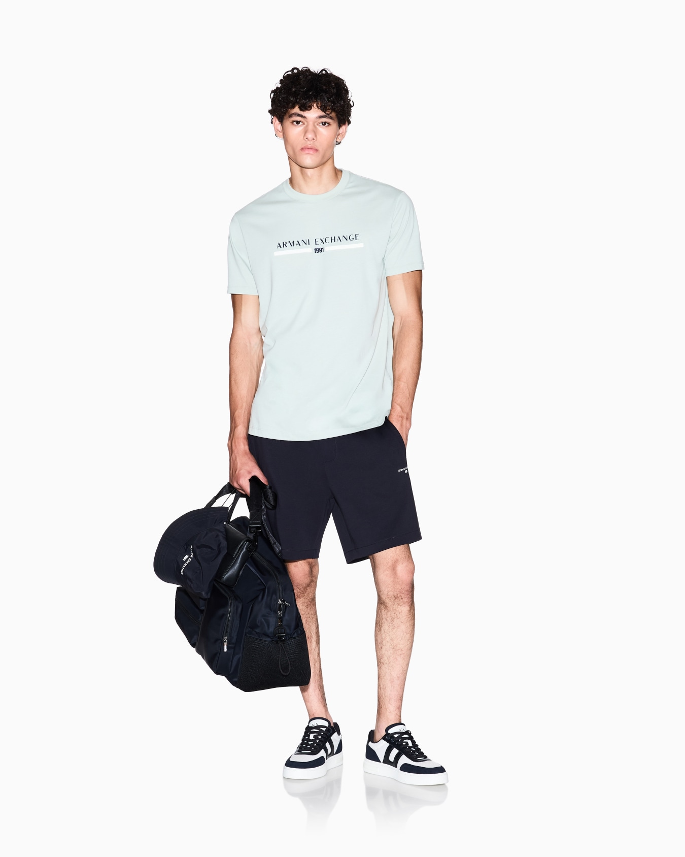 AXロゴ 半袖クルーネックTシャツ スライドする 1
