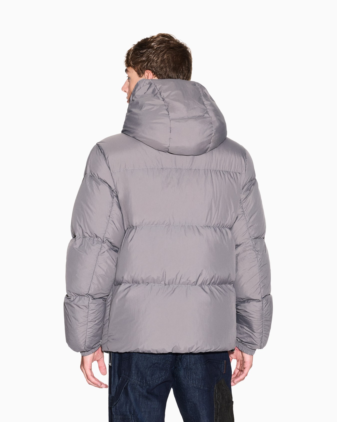 Quilted down jacket with hood Slide 2