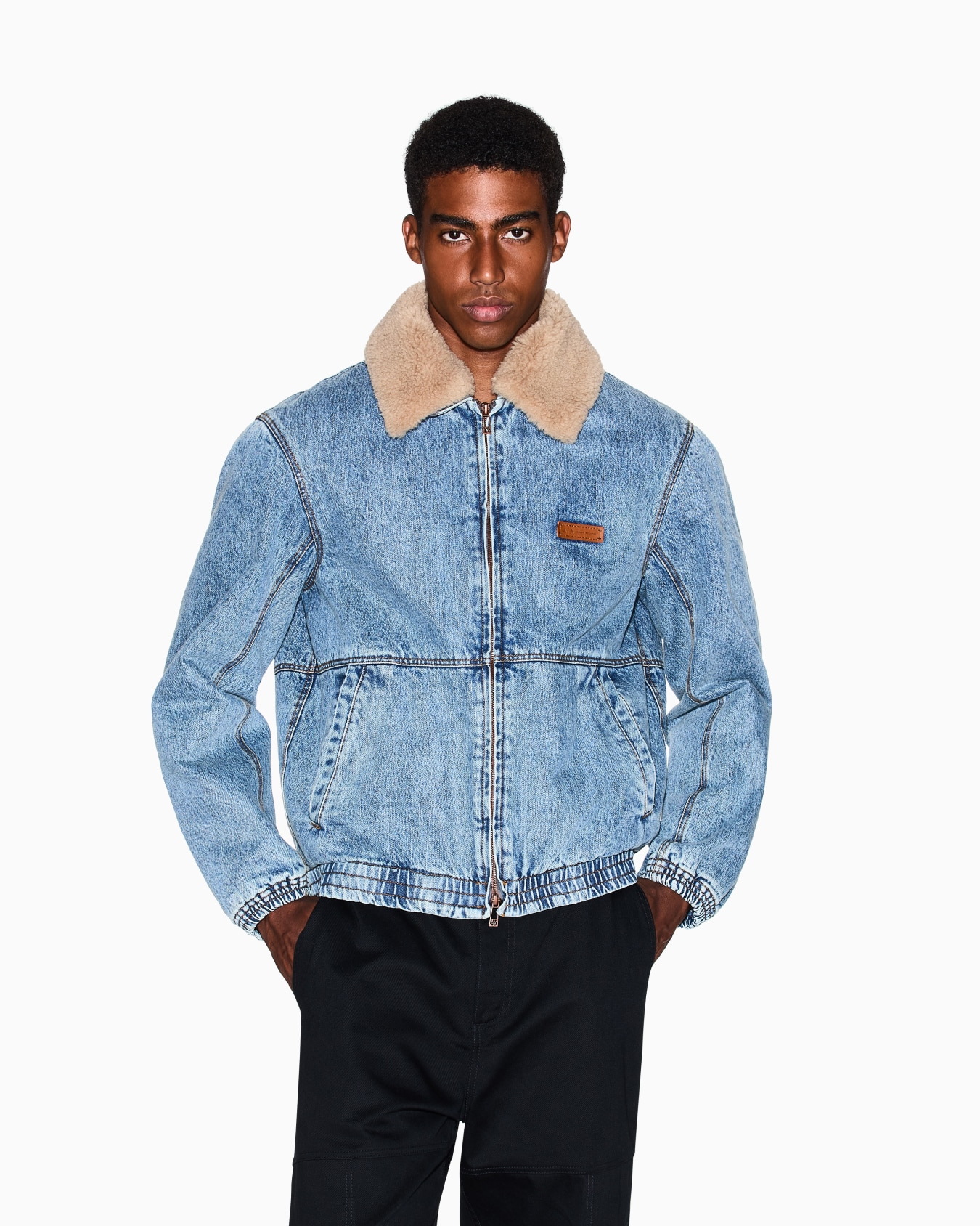 Denim jacket with faux fur collar Slide 3