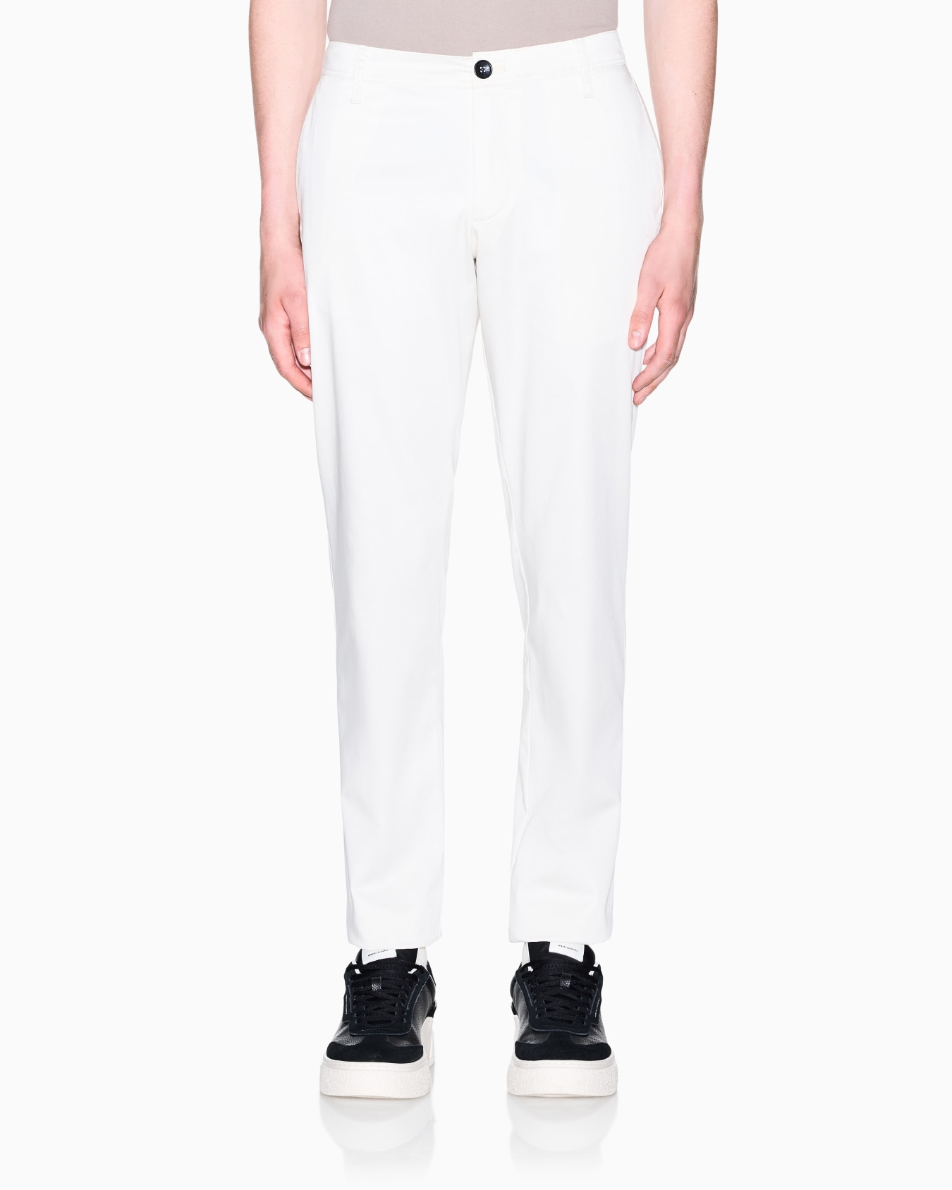 Stretch chinos in cotton satin  Slide 2
