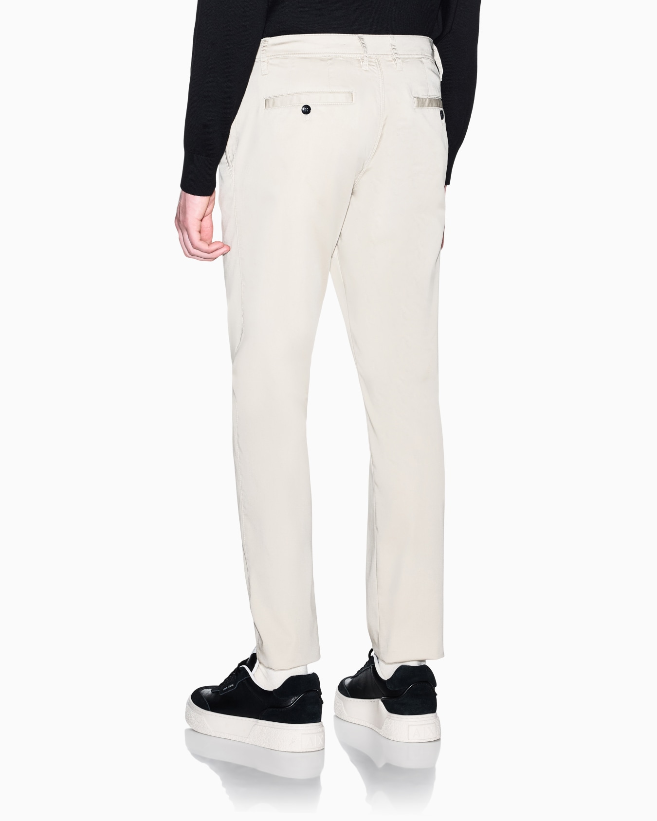 Stretch chinos in cotton satin  Slide 3