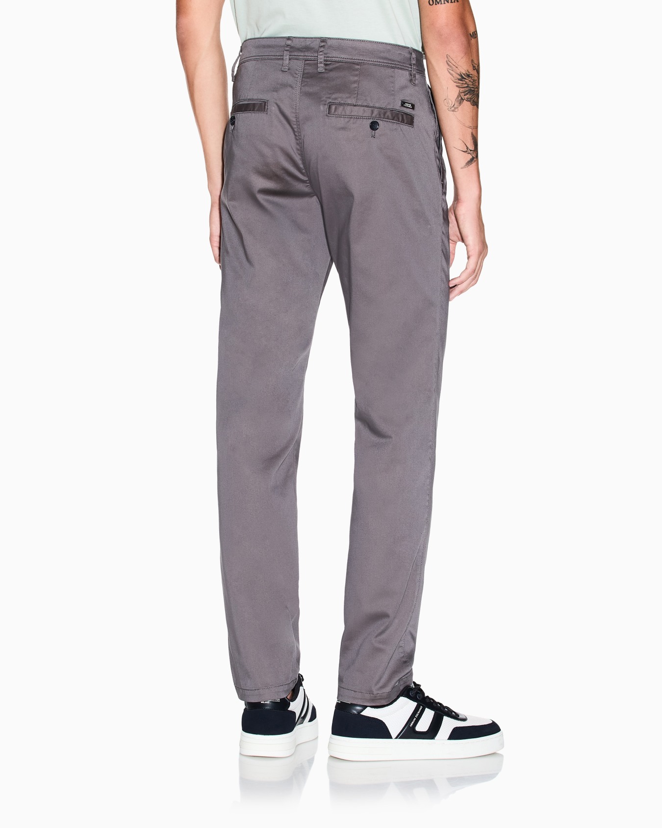 Stretch cotton chinos Slide 2