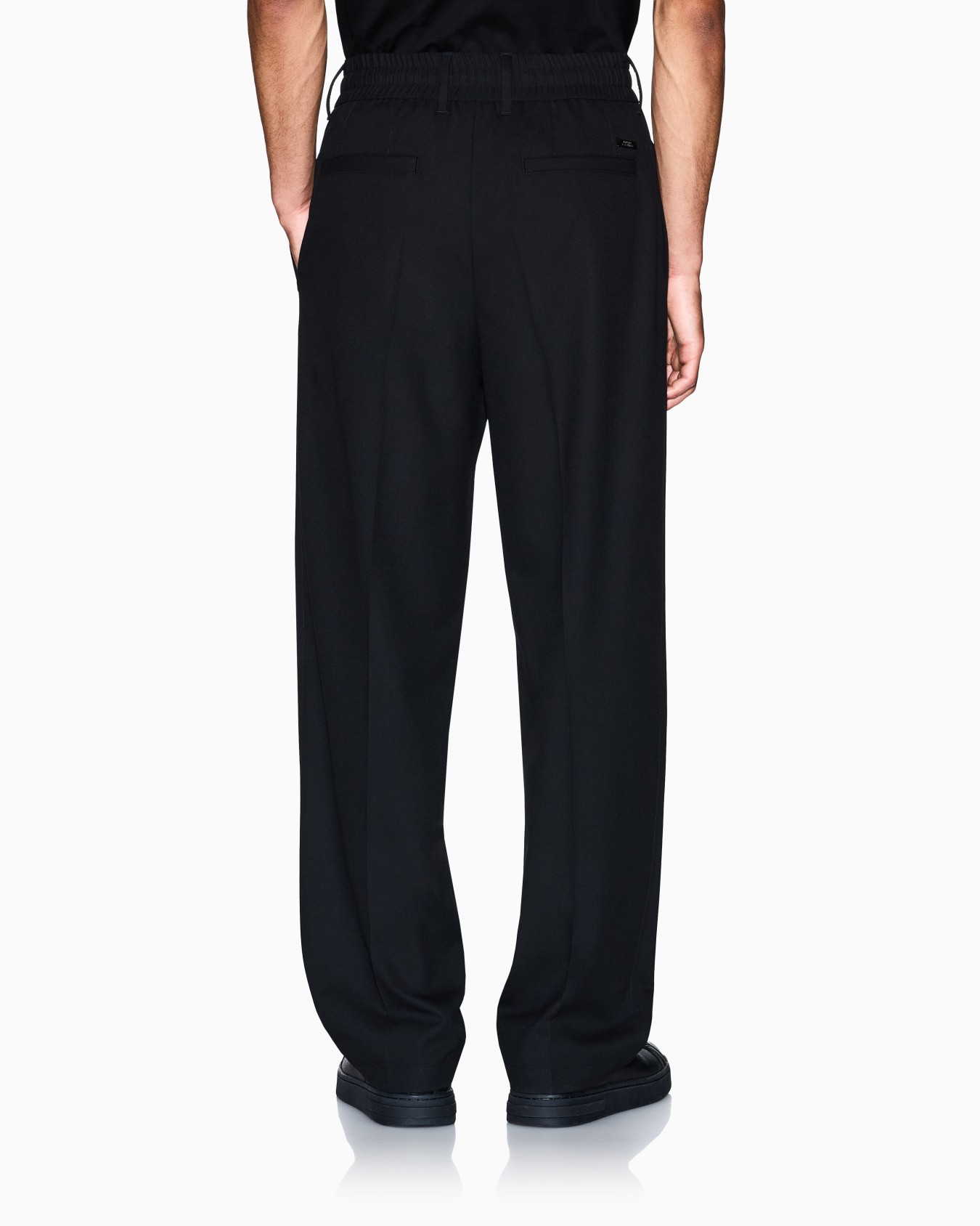 Pleated trousers Slide 2