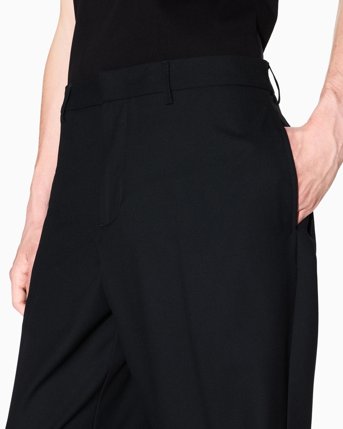 Pantaloni in tessuto tecnico Slide 4