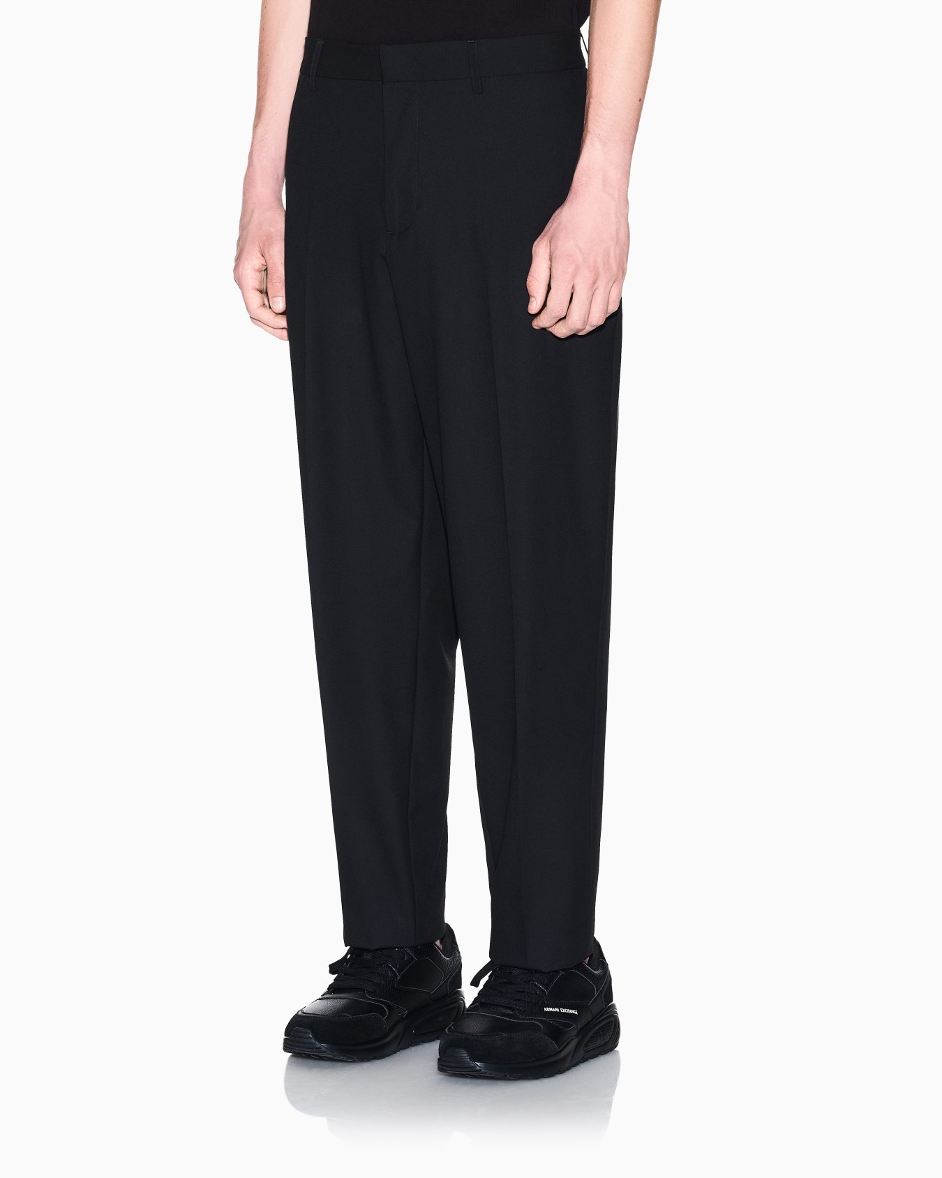 Pantaloni in tessuto tecnico Slide 3