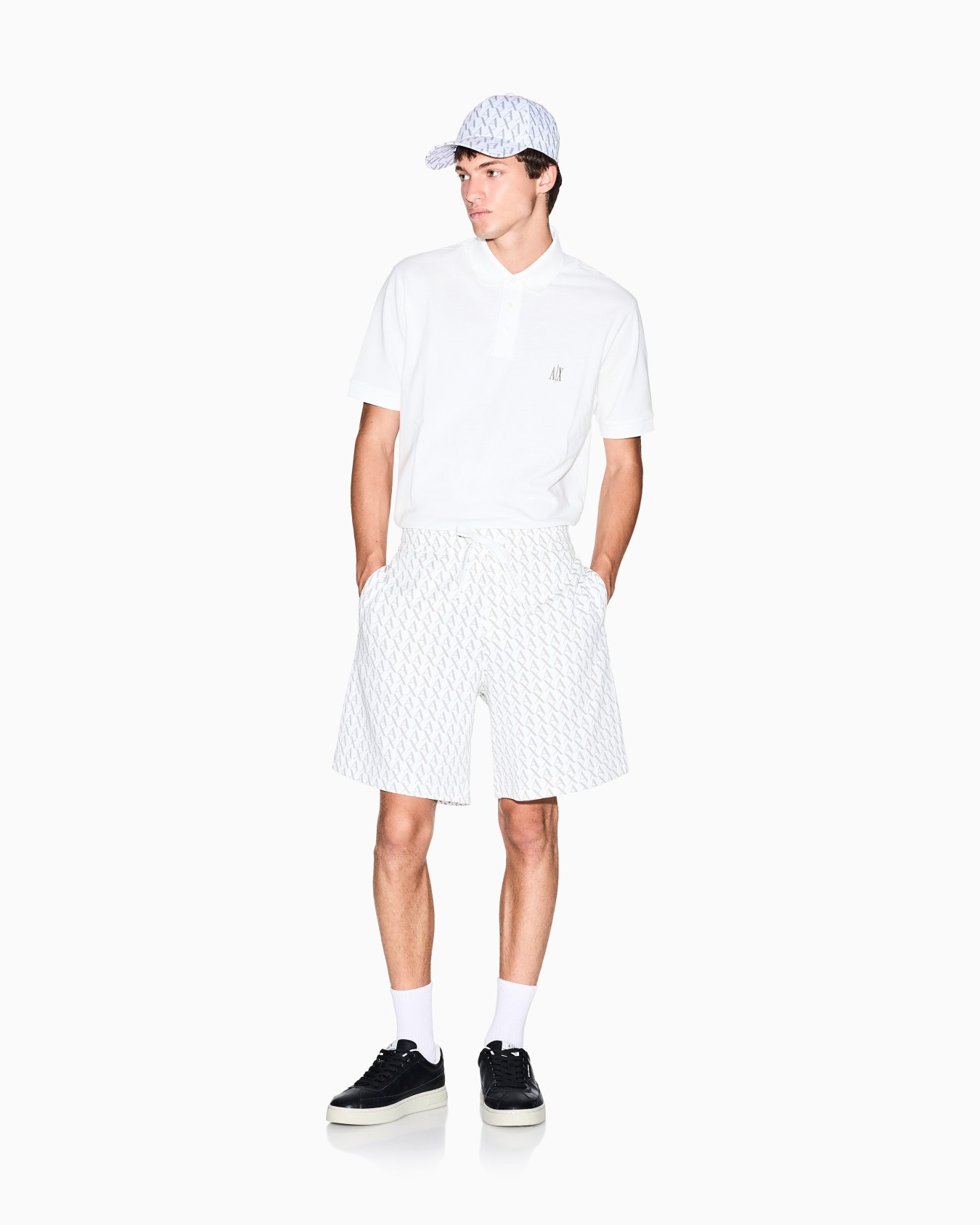 Shorts con stampa logo all-over Slide 1