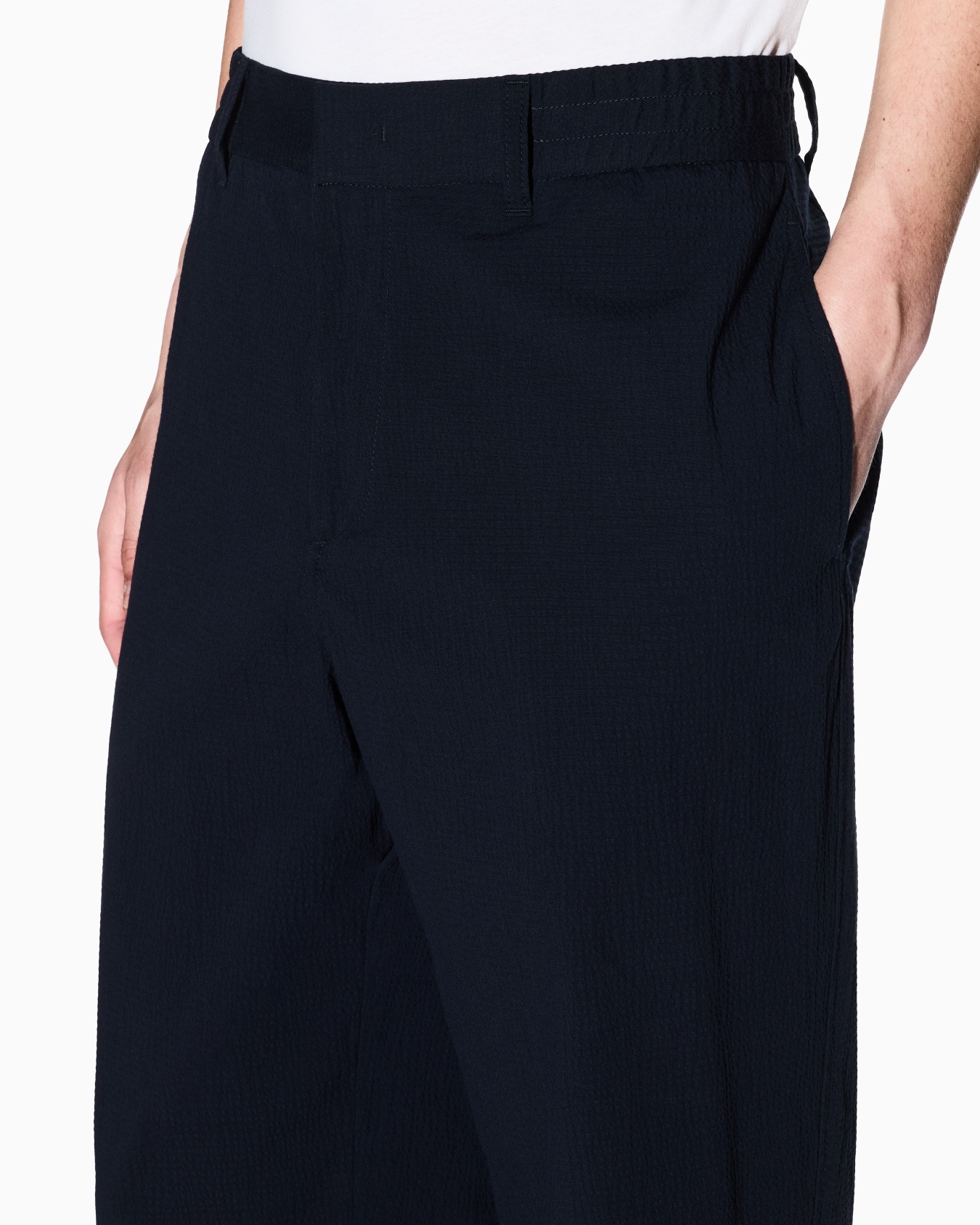 Stretch cotton chinos Slide 4