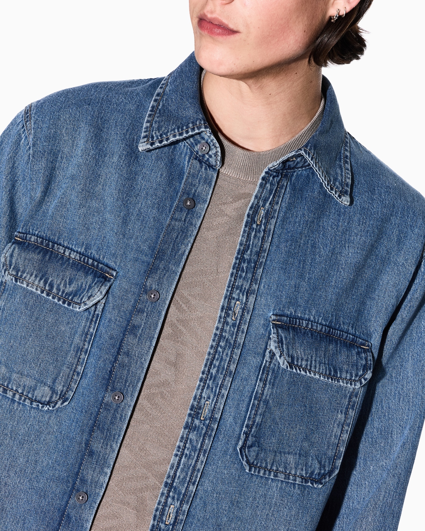 Regular fit denim shirt Slide 4