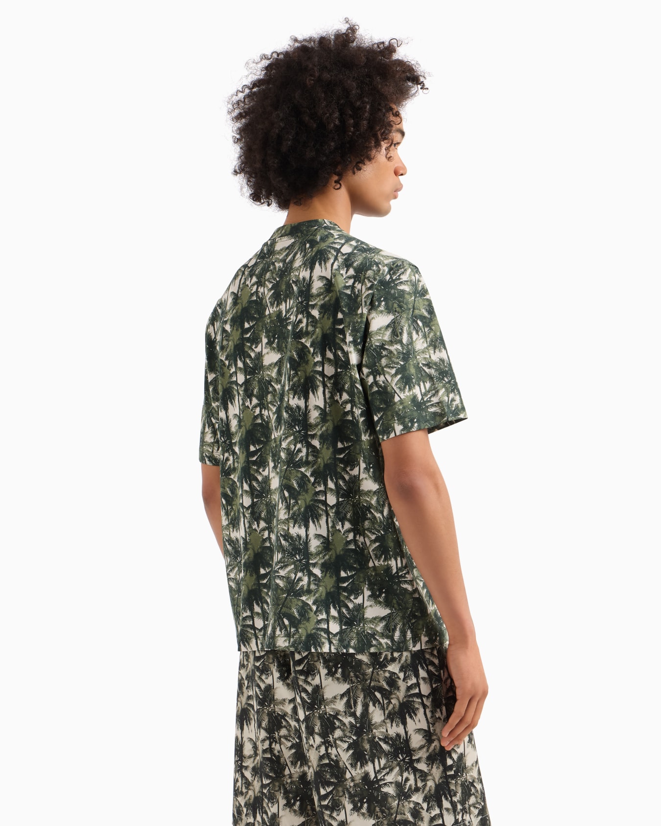 Regular fit palm tree patterned t-shirt Slide 2