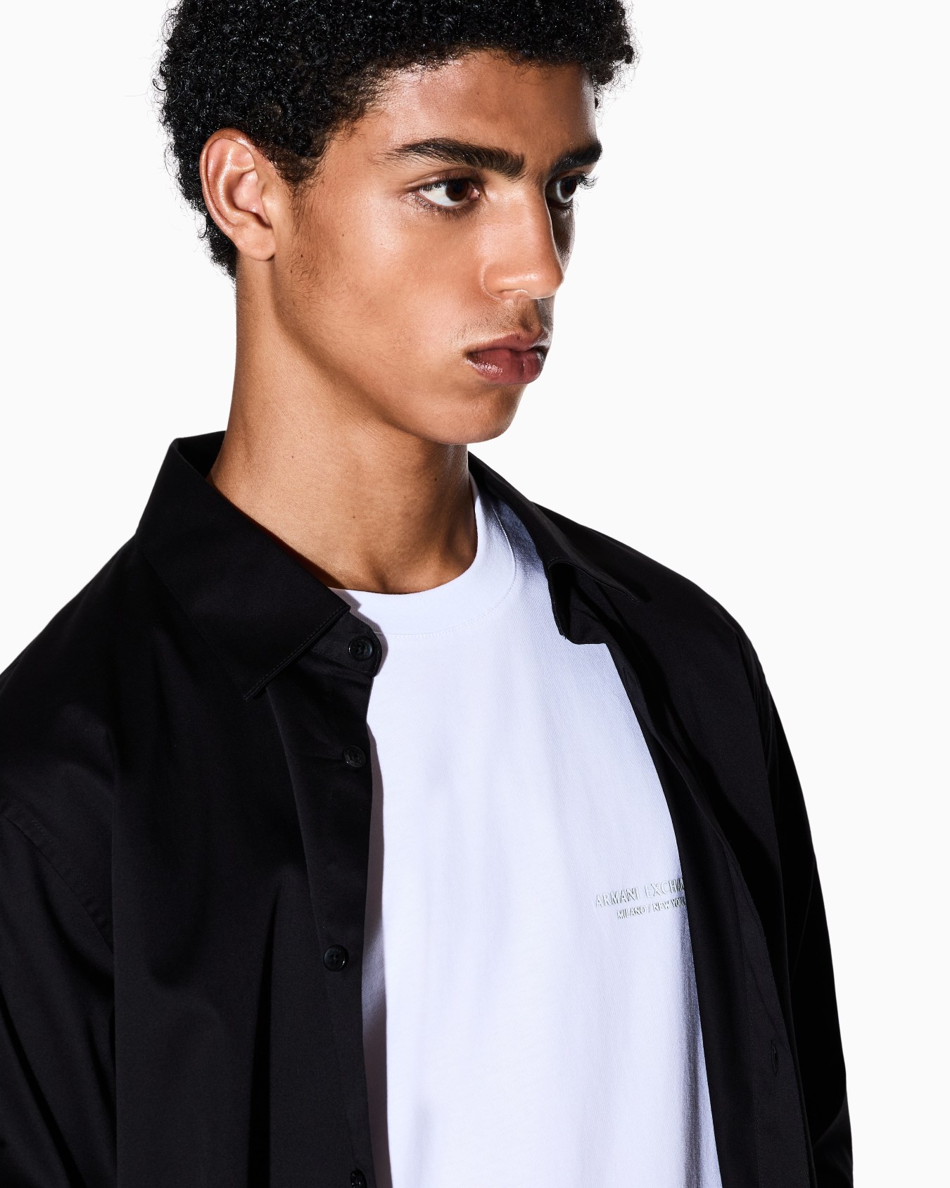 Regular fit T-shirt with logo Slide 4