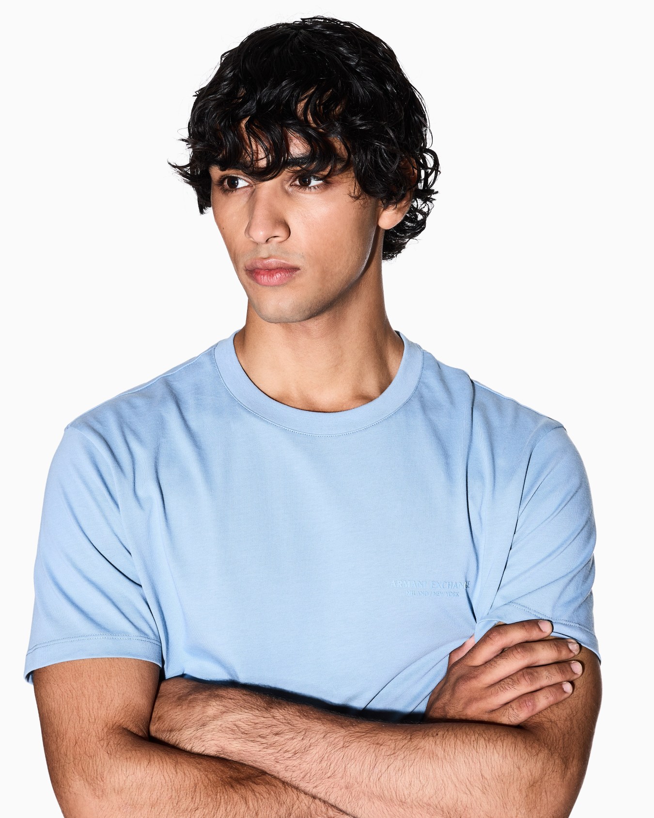 T-shirt coupe régulière avec logo Diapositive 4