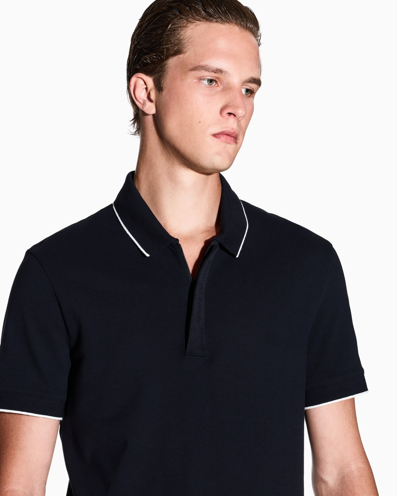 Polo coupe slim avec empiècement boutonné Diapositive 4