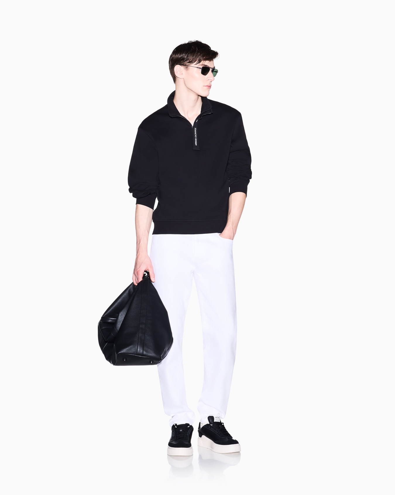 Sweatshirt with high neck and buttons Slide 1