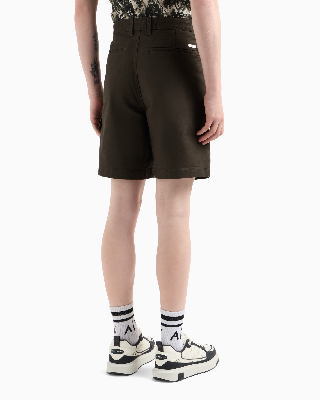 Stretch cotton thistle bermuda shorts Slide 2