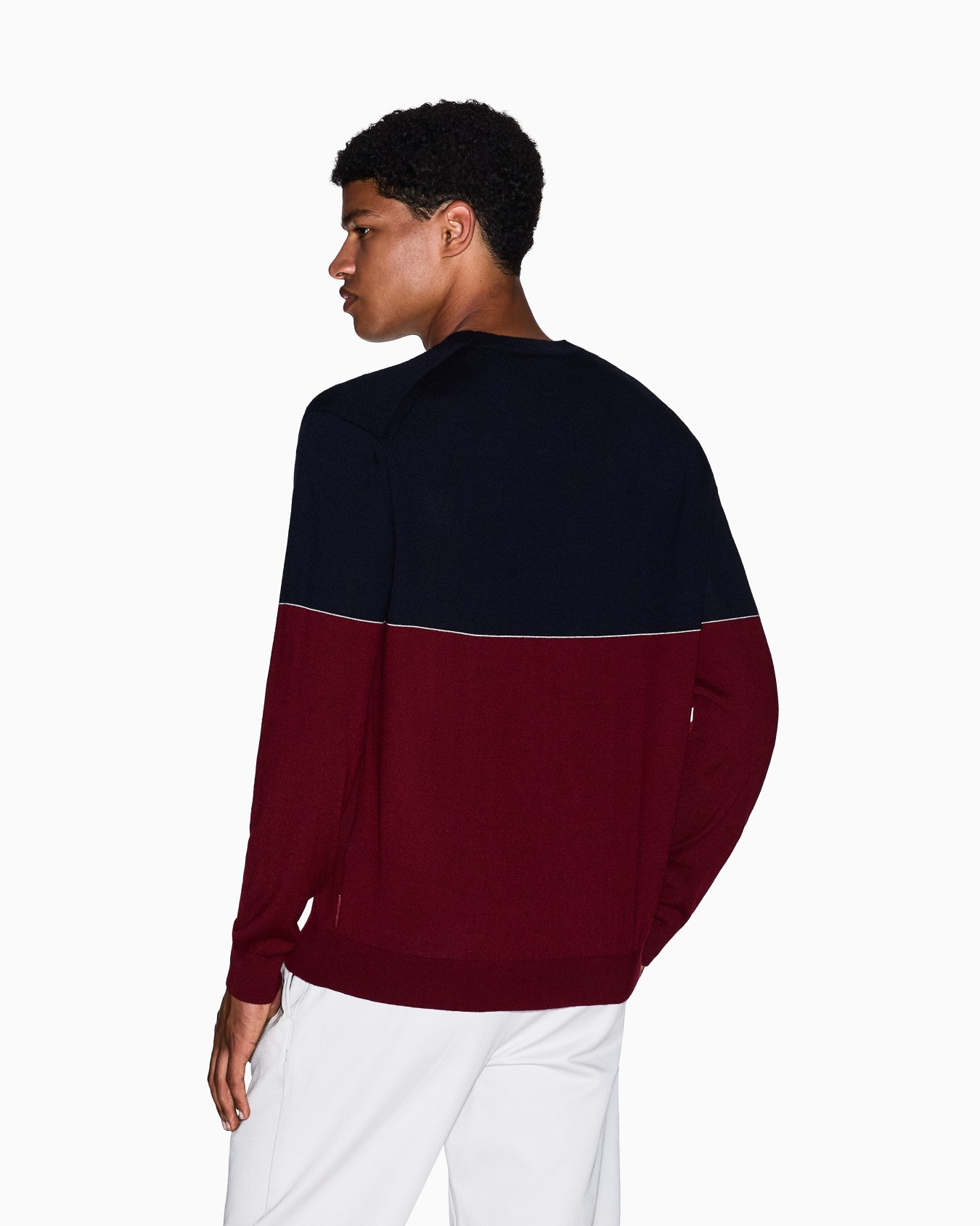 Color block crew neck sweater Slide 2