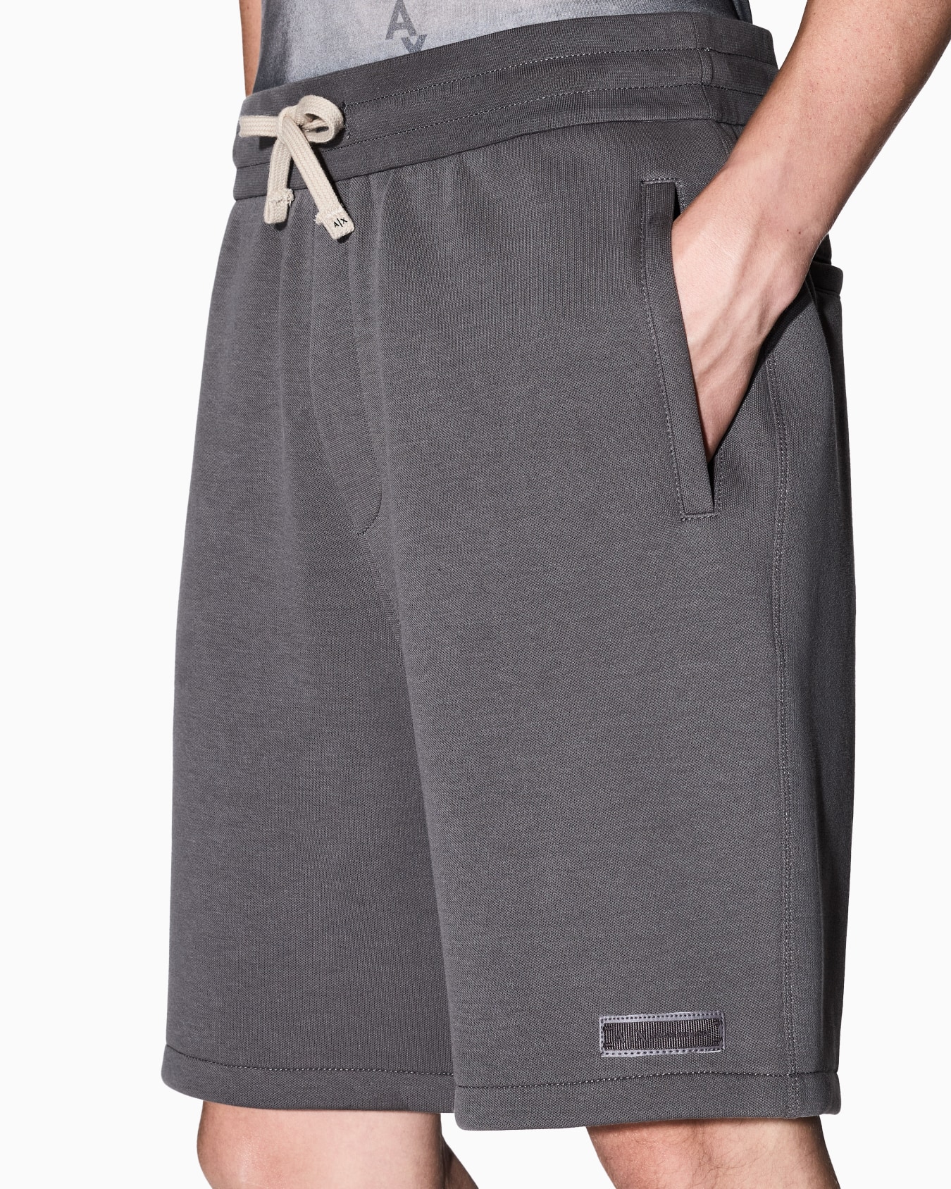 Cotton blend pique shorts Slide 4