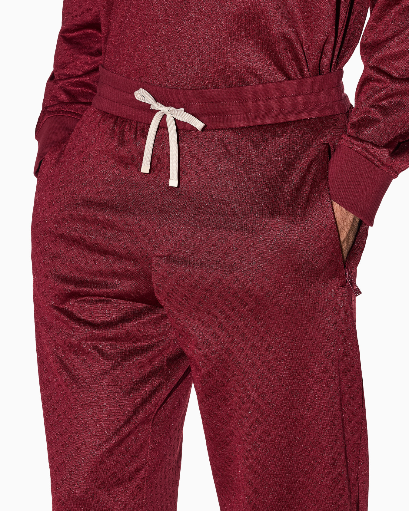 Micro-textured jogger pants Slide 4