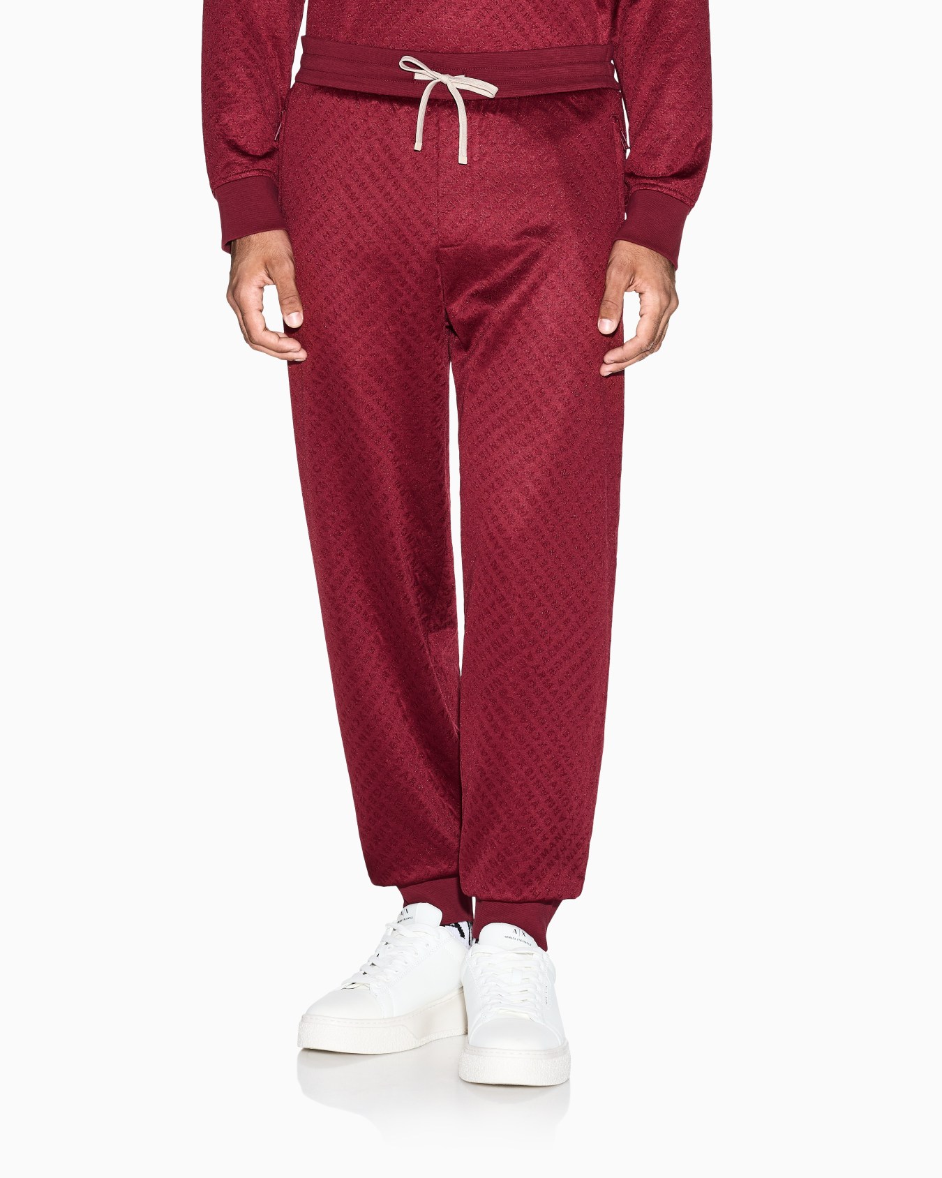 Micro-textured jogger pants Slide 3