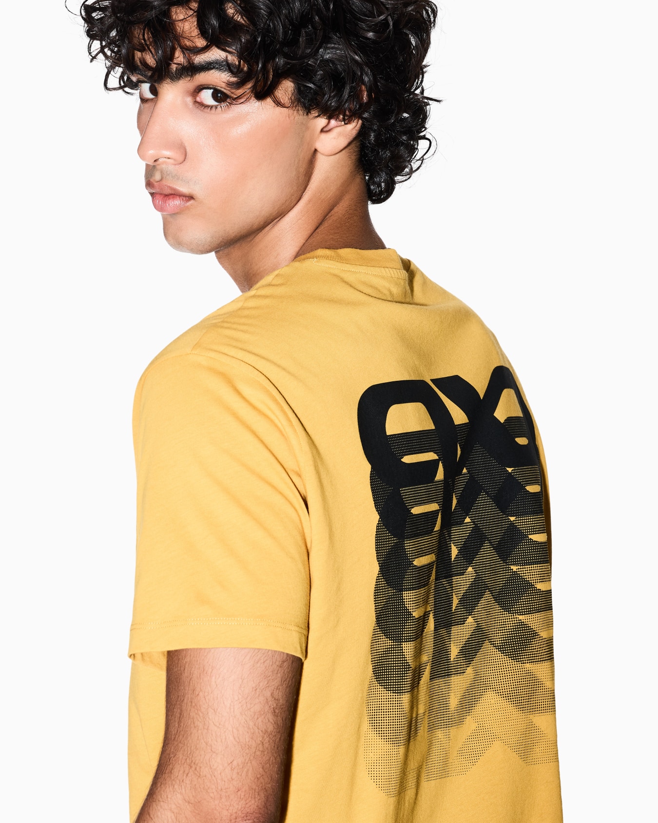 Regular Fit T-Shirts Slide 4