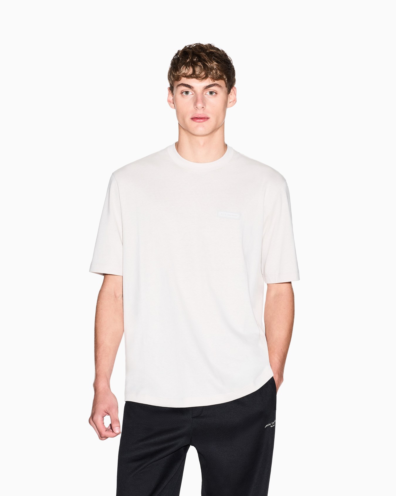 Regular fit T-shirt with print on the back Slide 3