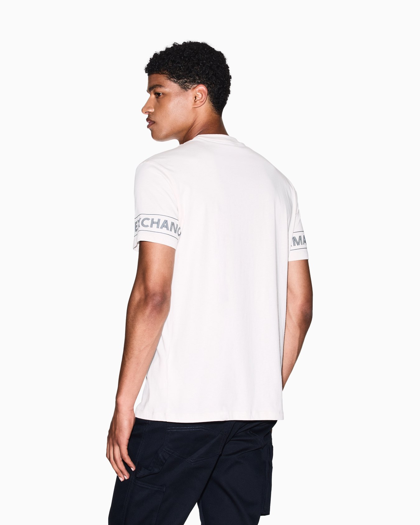<オンライン限定>AXロゴ 半袖クルーネックTシャツ スライドする 2