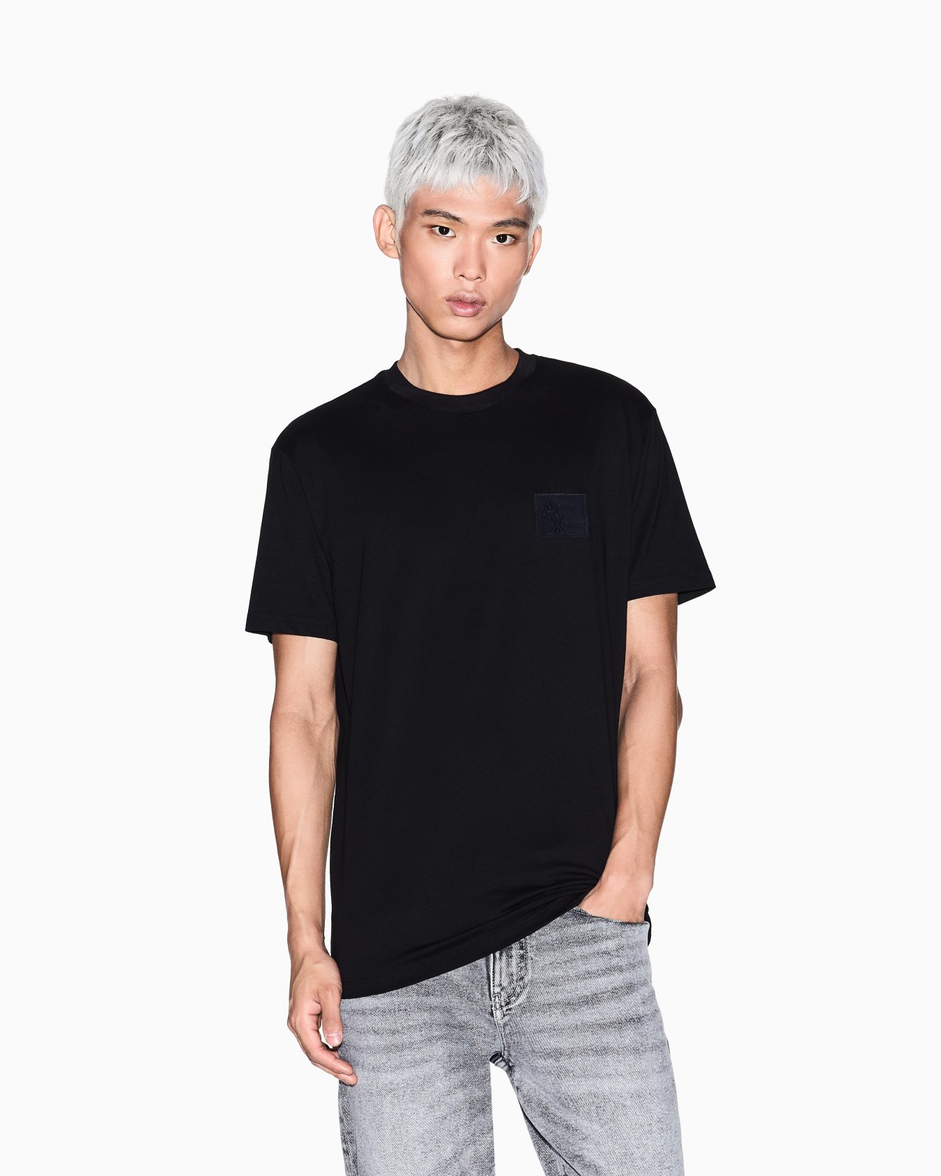 ロゴパッチ 半袖クルーネックTシャツ スライドする 3