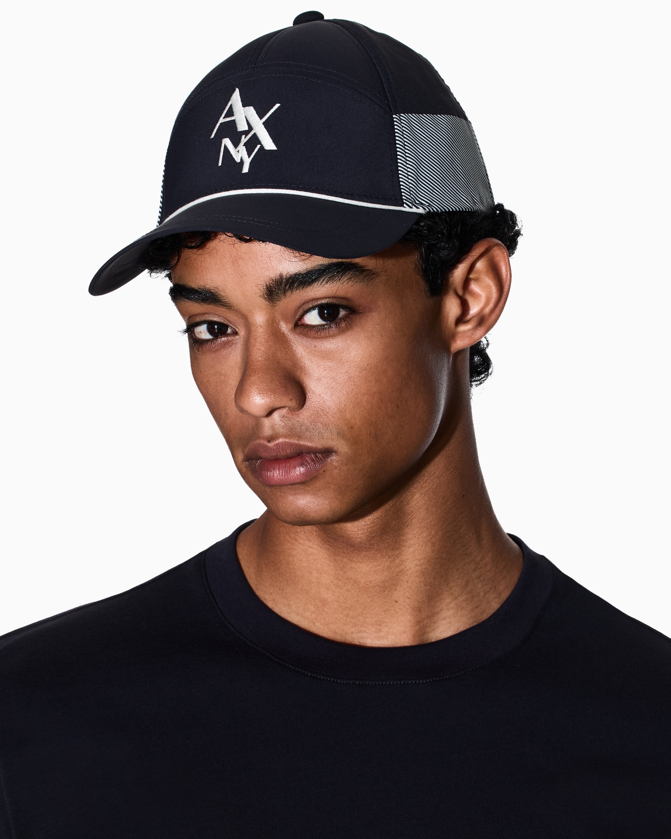 NY Logo Visor Hat Diapositiva 2