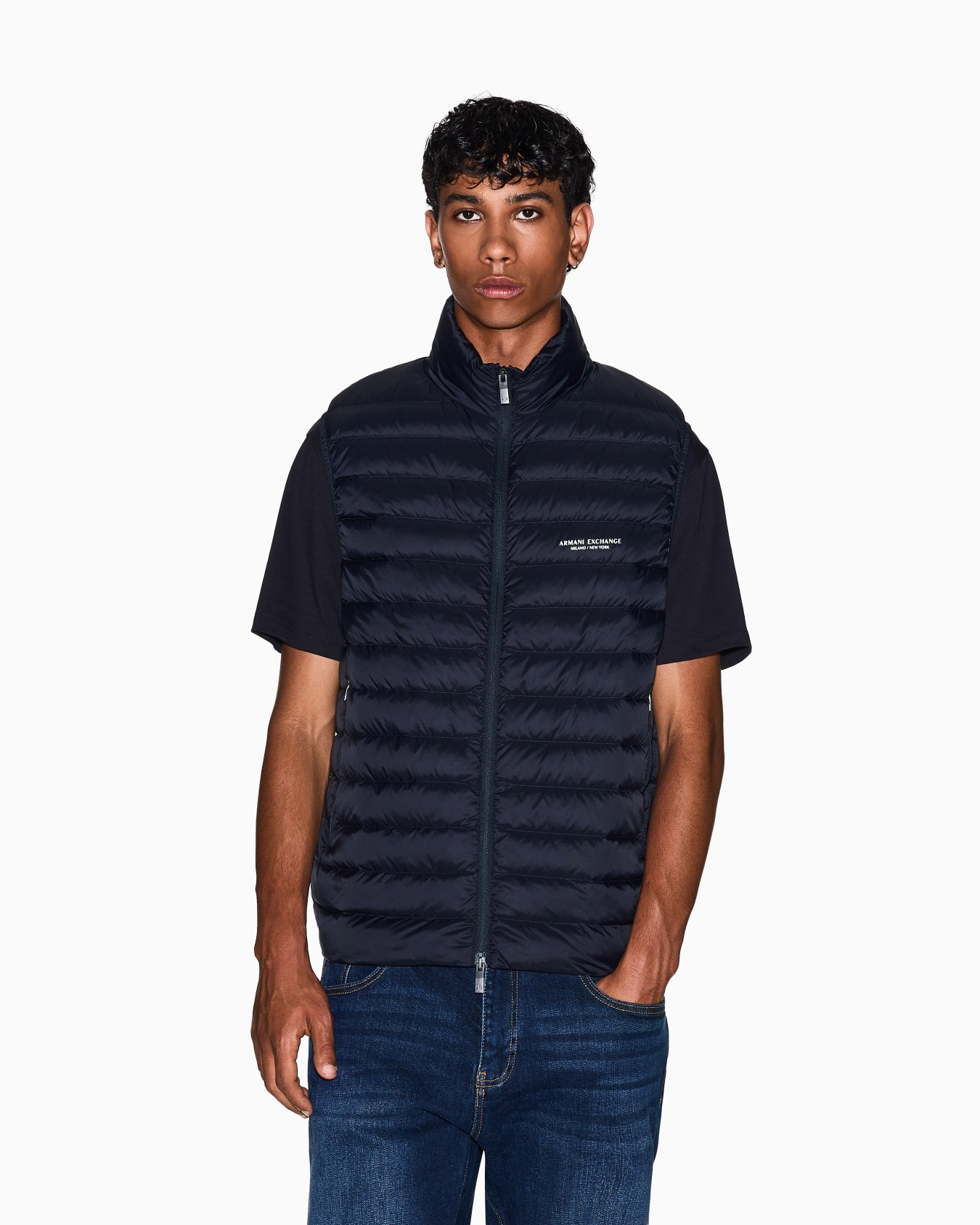 Full zip sleeveless down jacket Slide 3