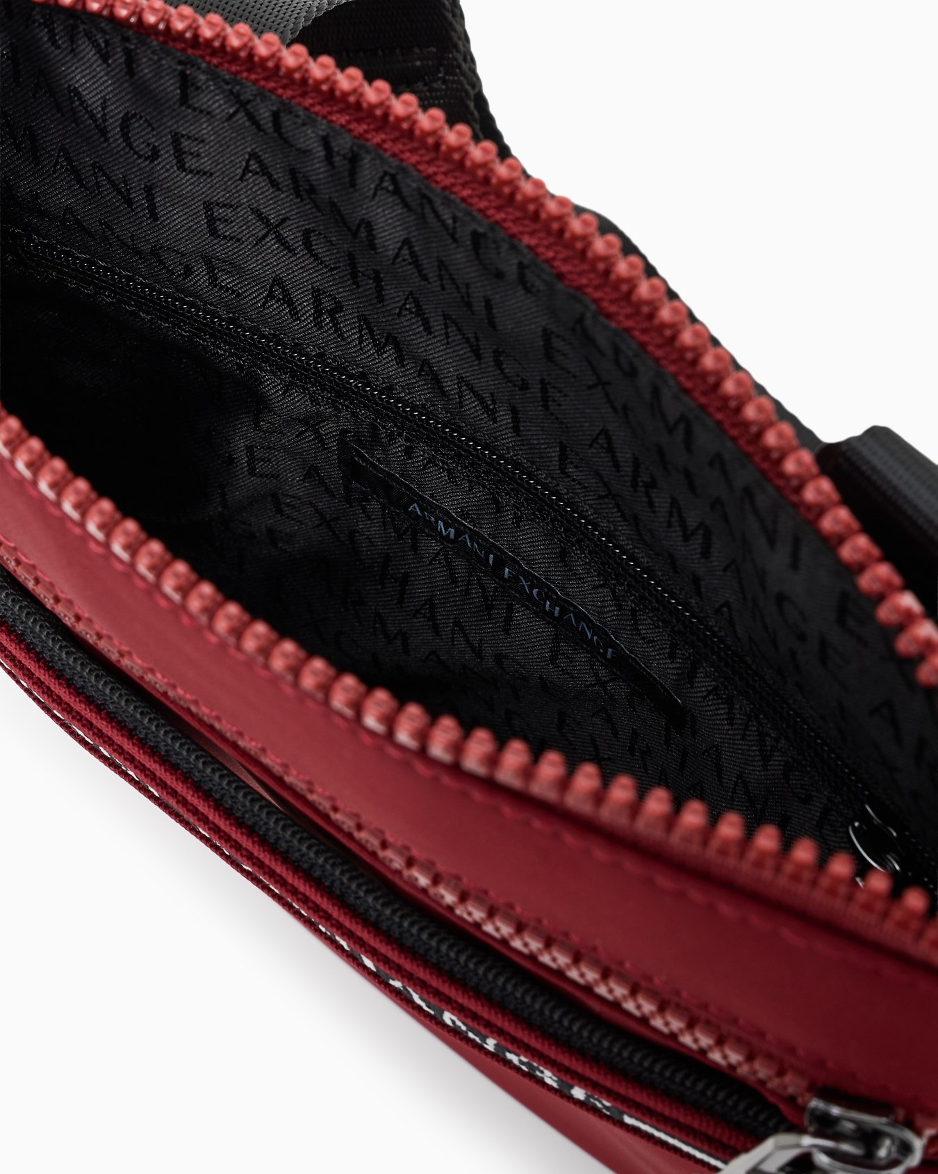 Shoulder bag with logo Slide 3