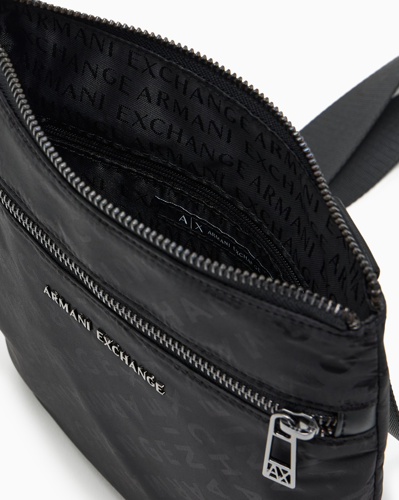 All-over logo shoulder bag Slide 3