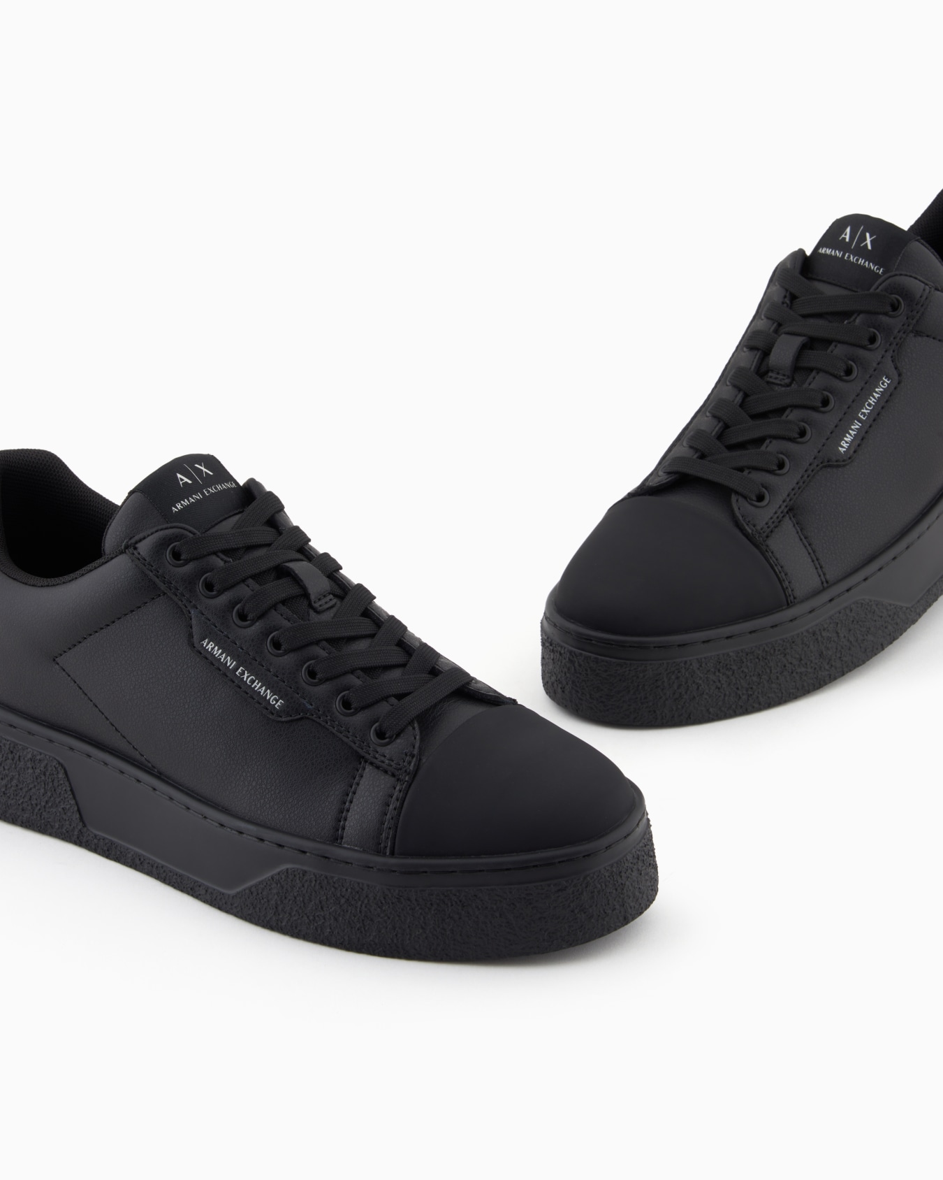 Sneaker mit hoher Sohle Folie 4