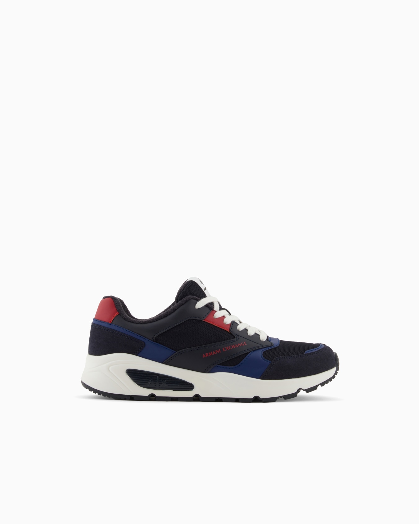 Sneakers inserti a contrasto Slide 0