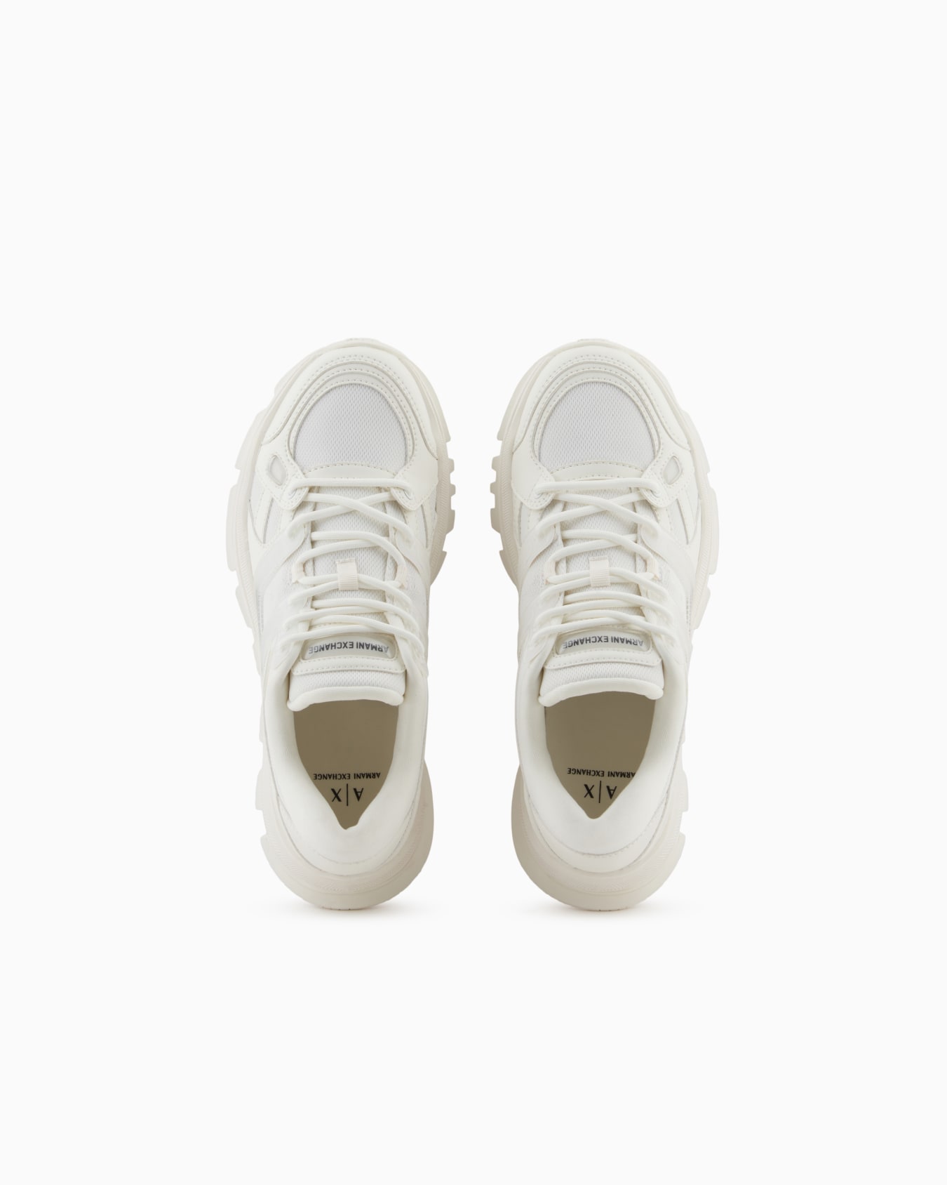 Sneaker mit kontrastierenden Details Folie 2