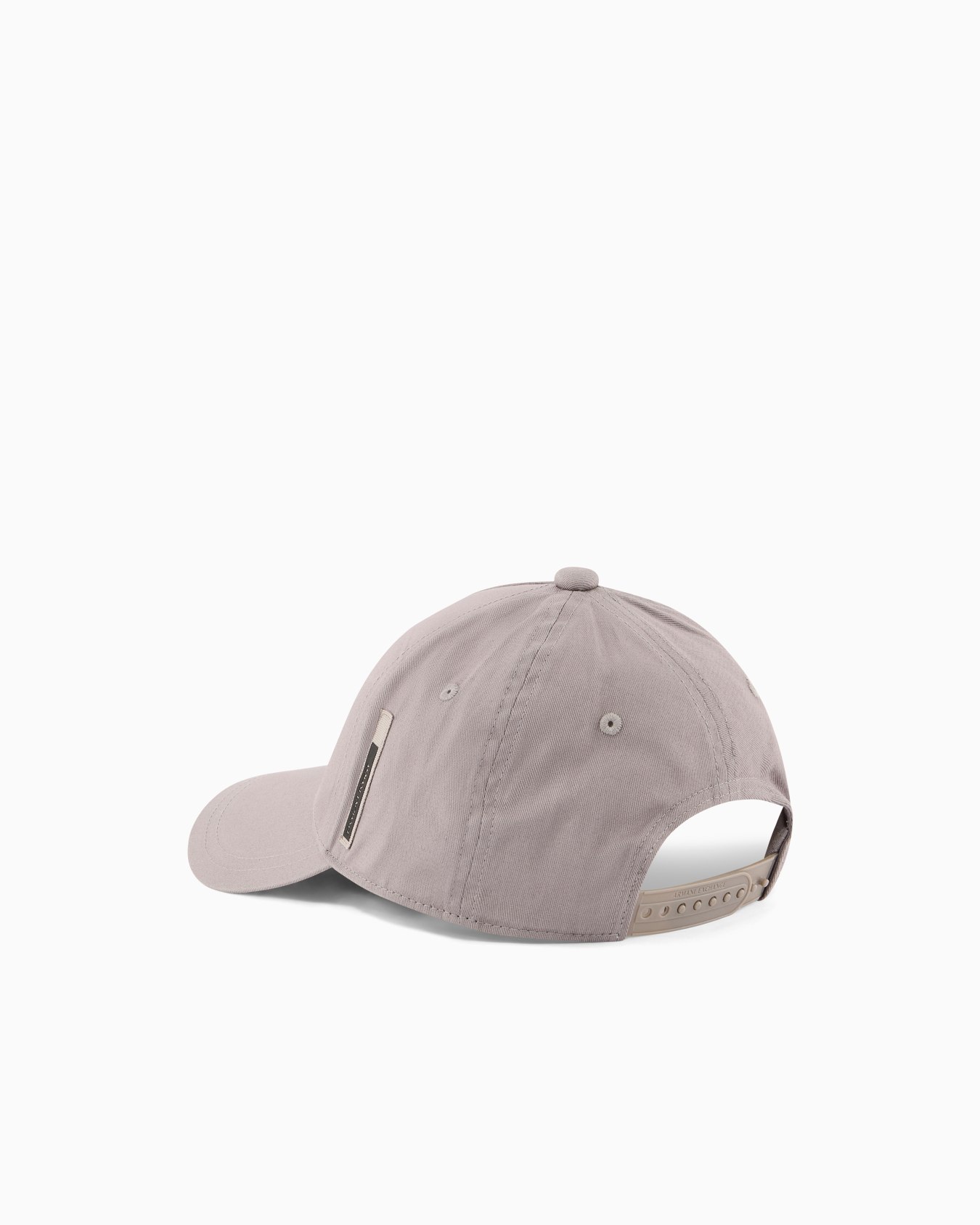 Gorra con visera y etiqueta con logotipo Diapositiva 1