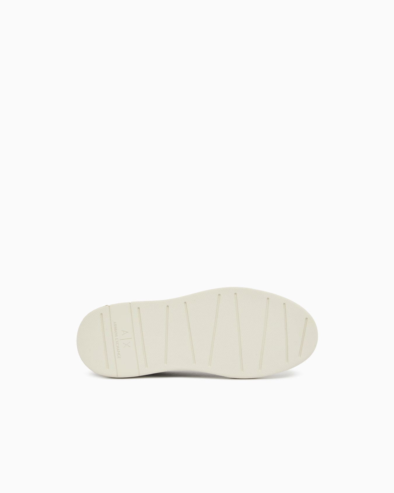 Urban chic suede sneakers Slide 5