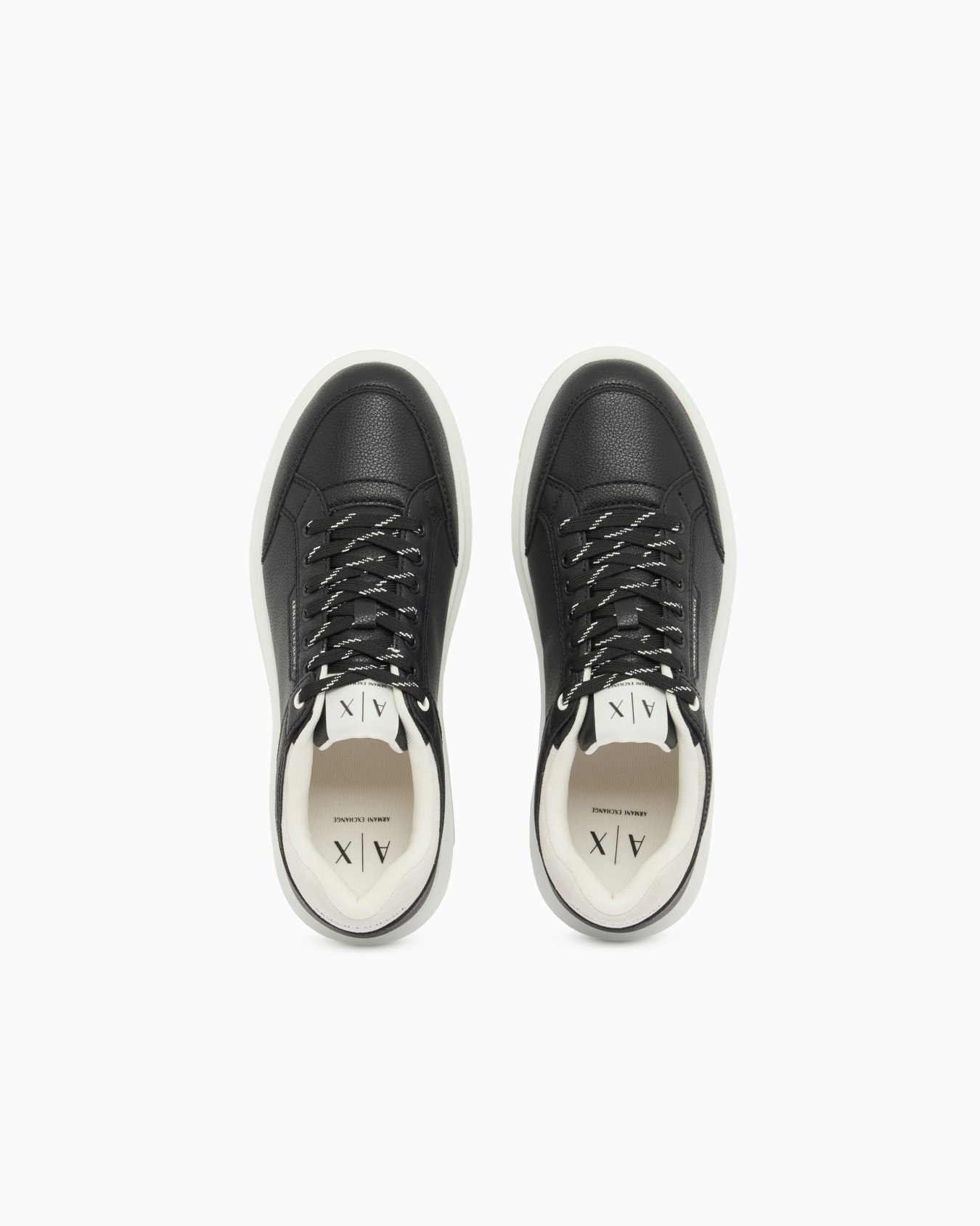 Urban chic suede sneakers Slide 2