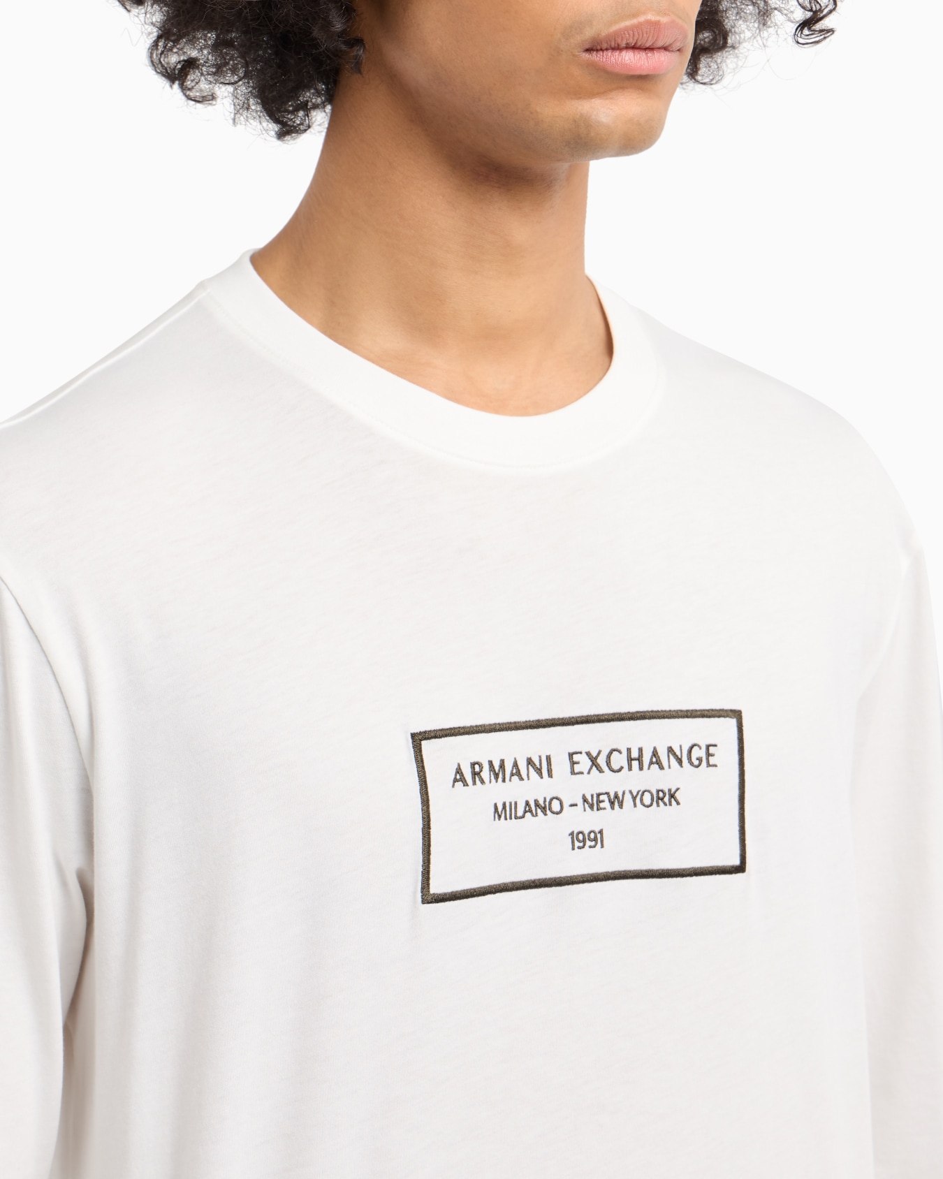 フレームロゴ 長袖クルーネックTシャツ スライドする 4