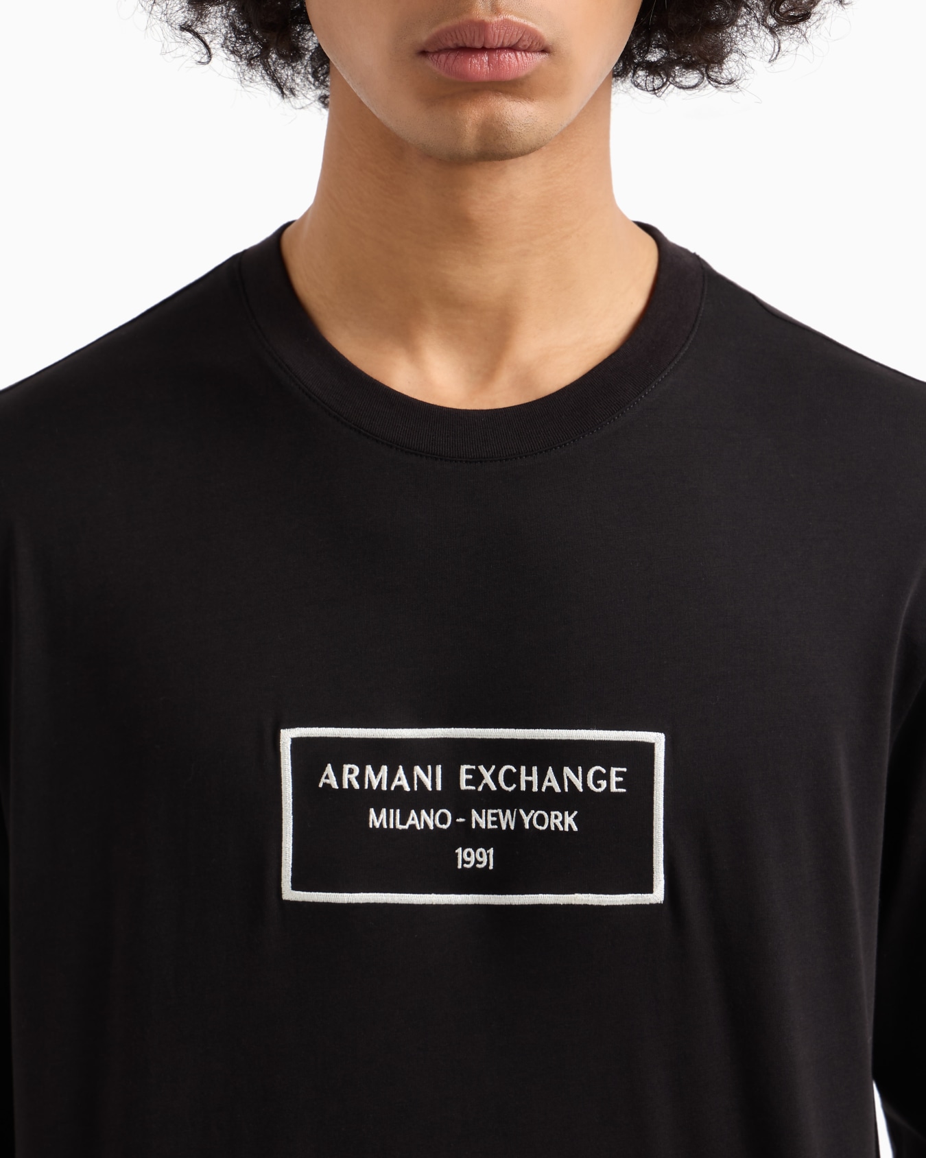 フレームロゴ 長袖クルーネックTシャツ スライドする 4