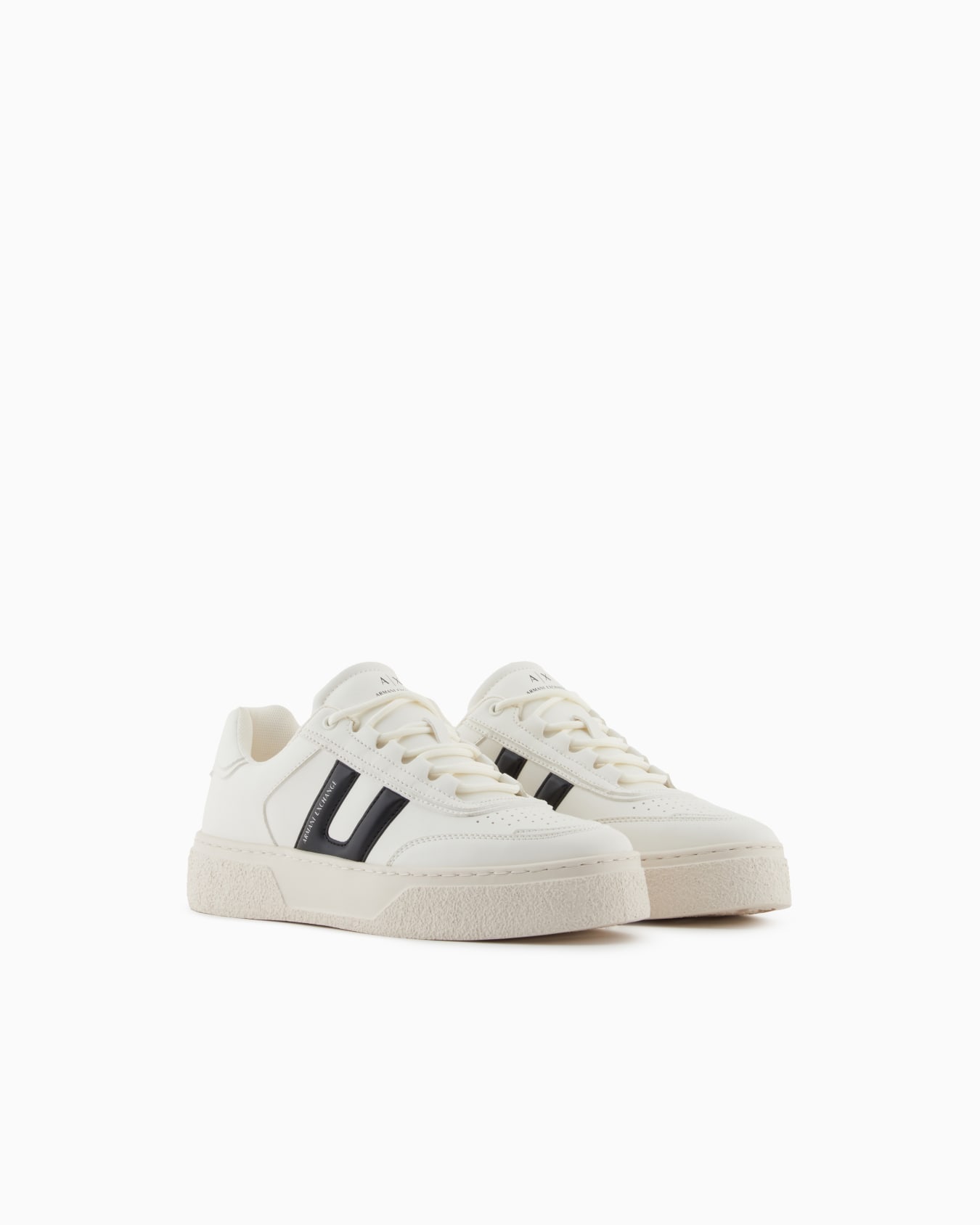 Sneakers with side detail Slide 1