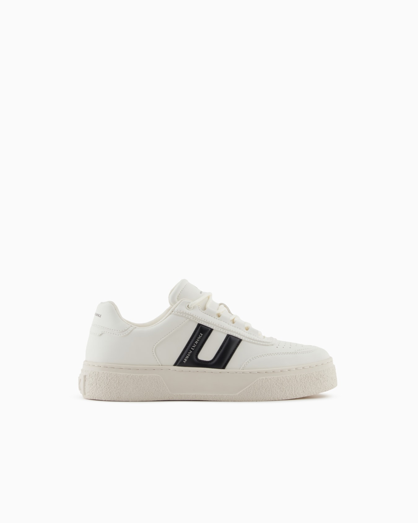 Sneakers with side detail Slide 0