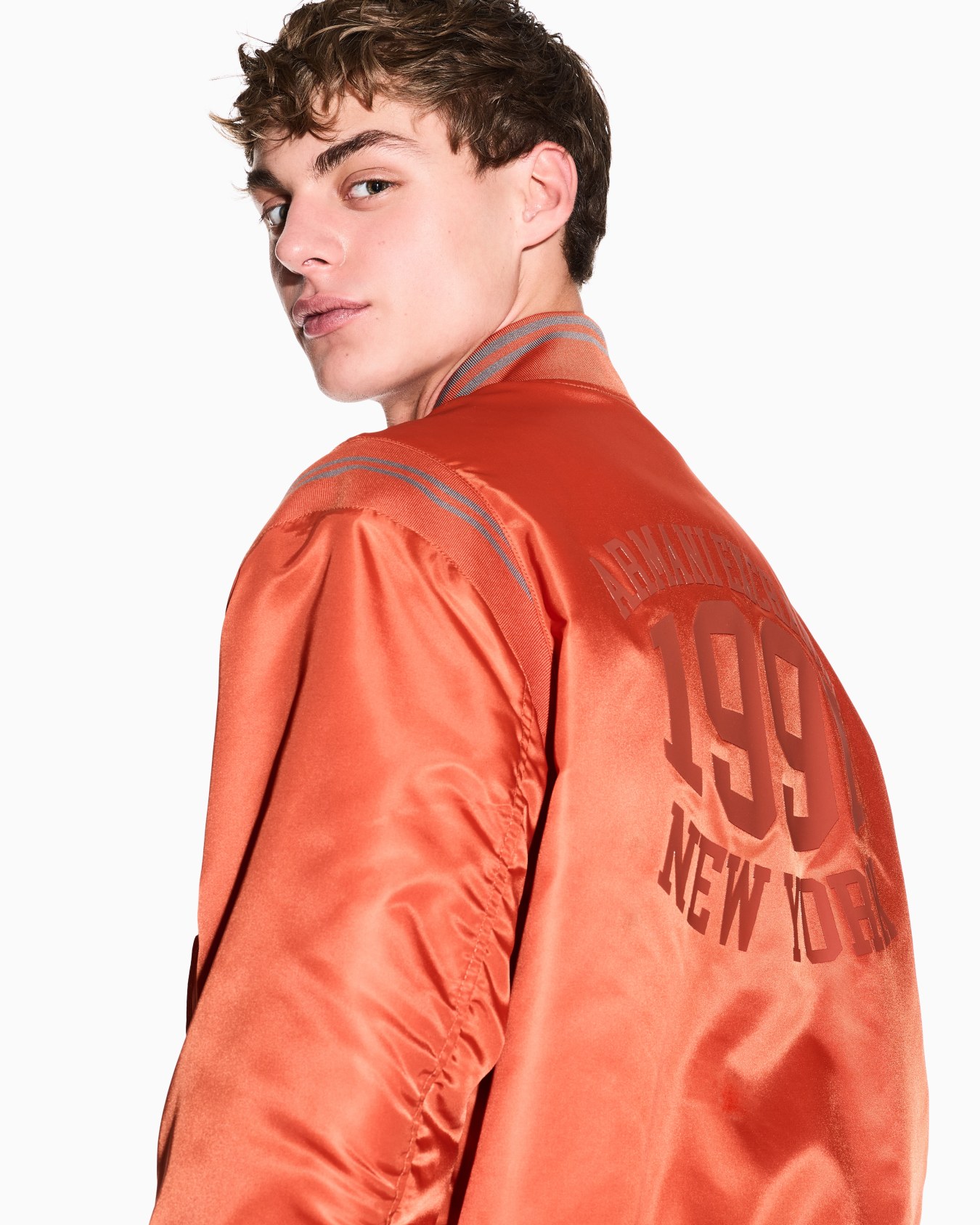 Satin nylon blouson Slide 4