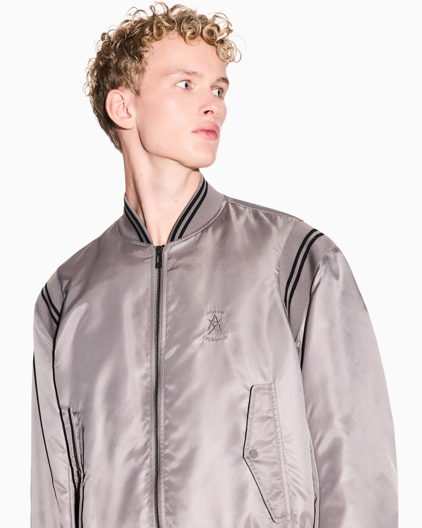 Satin nylon blouson Slide 4