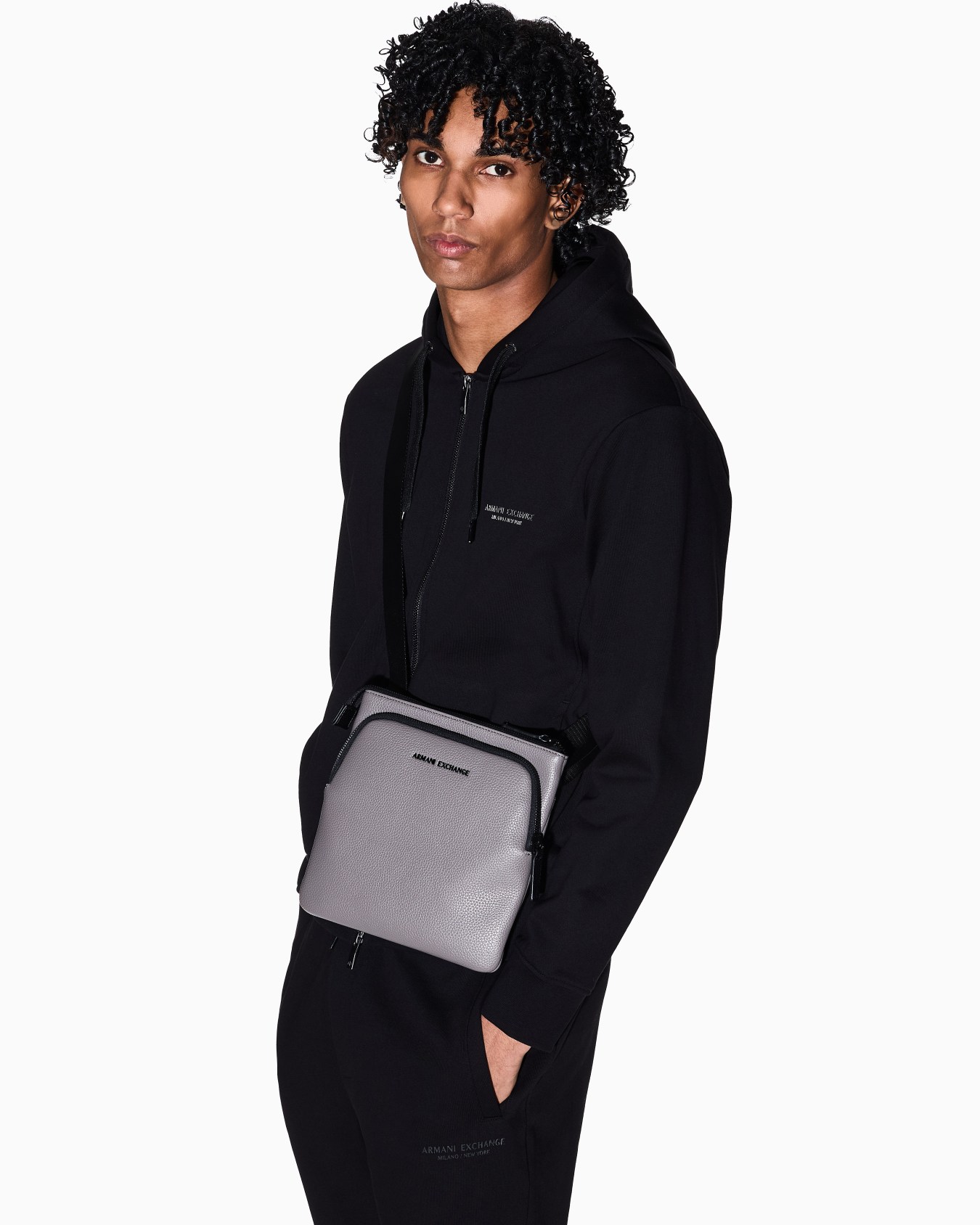 Borsa crossbody in tessuto tecnico Slide 4