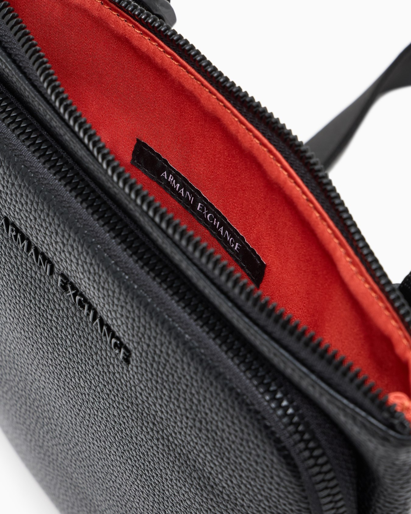 Crossbody bag in technical fabric Diapositiva 3