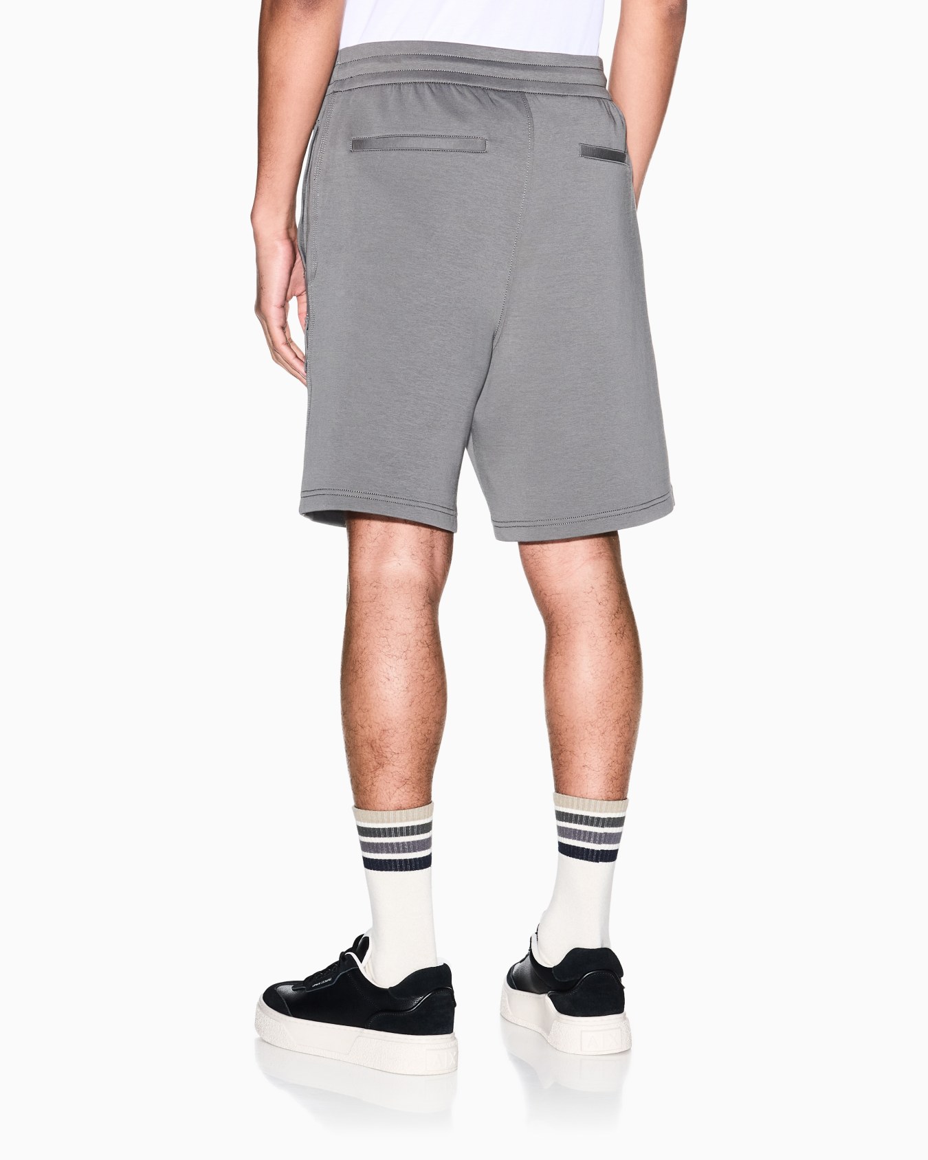 Bermuda con logo in felpa e tasca Slide 2