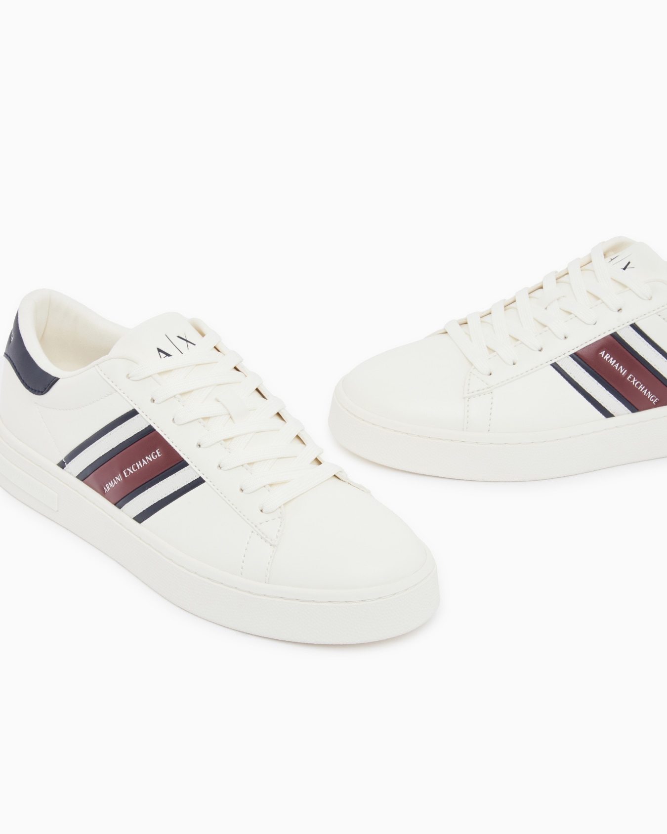 sneakers with webbing and rubber sole Slide 4