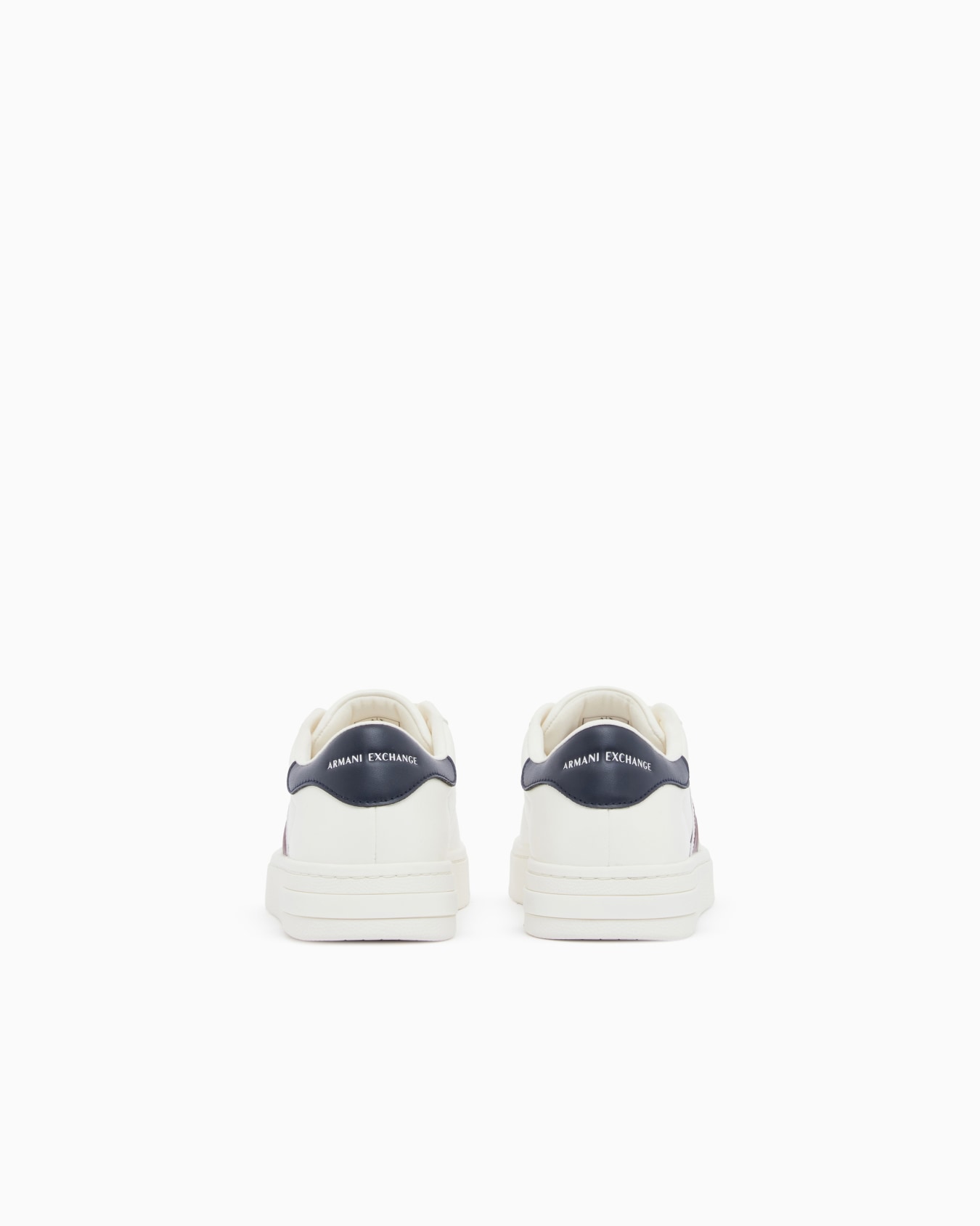 sneakers with webbing and rubber sole Slide 3