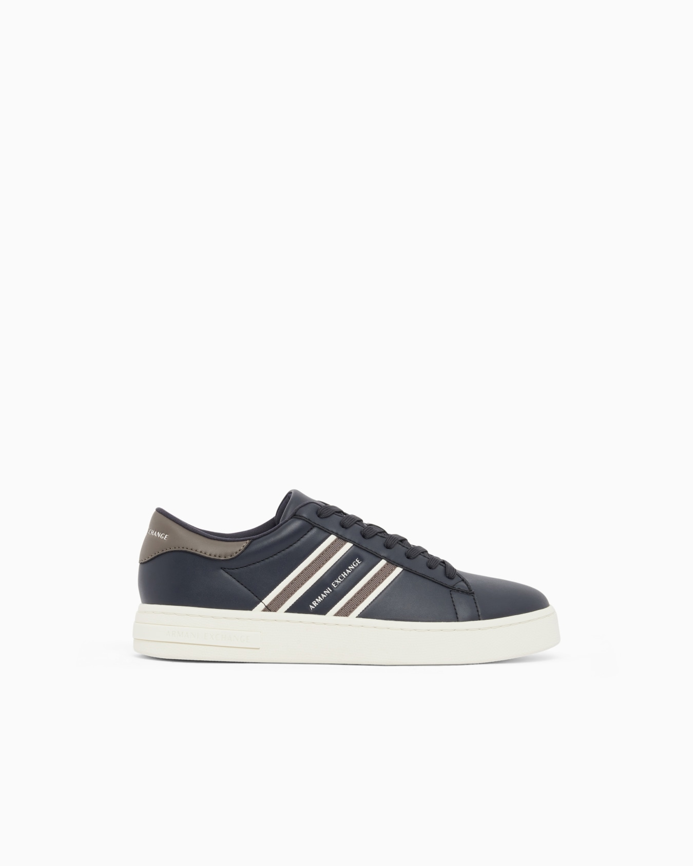 sneakers with webbing and rubber sole Slide 0